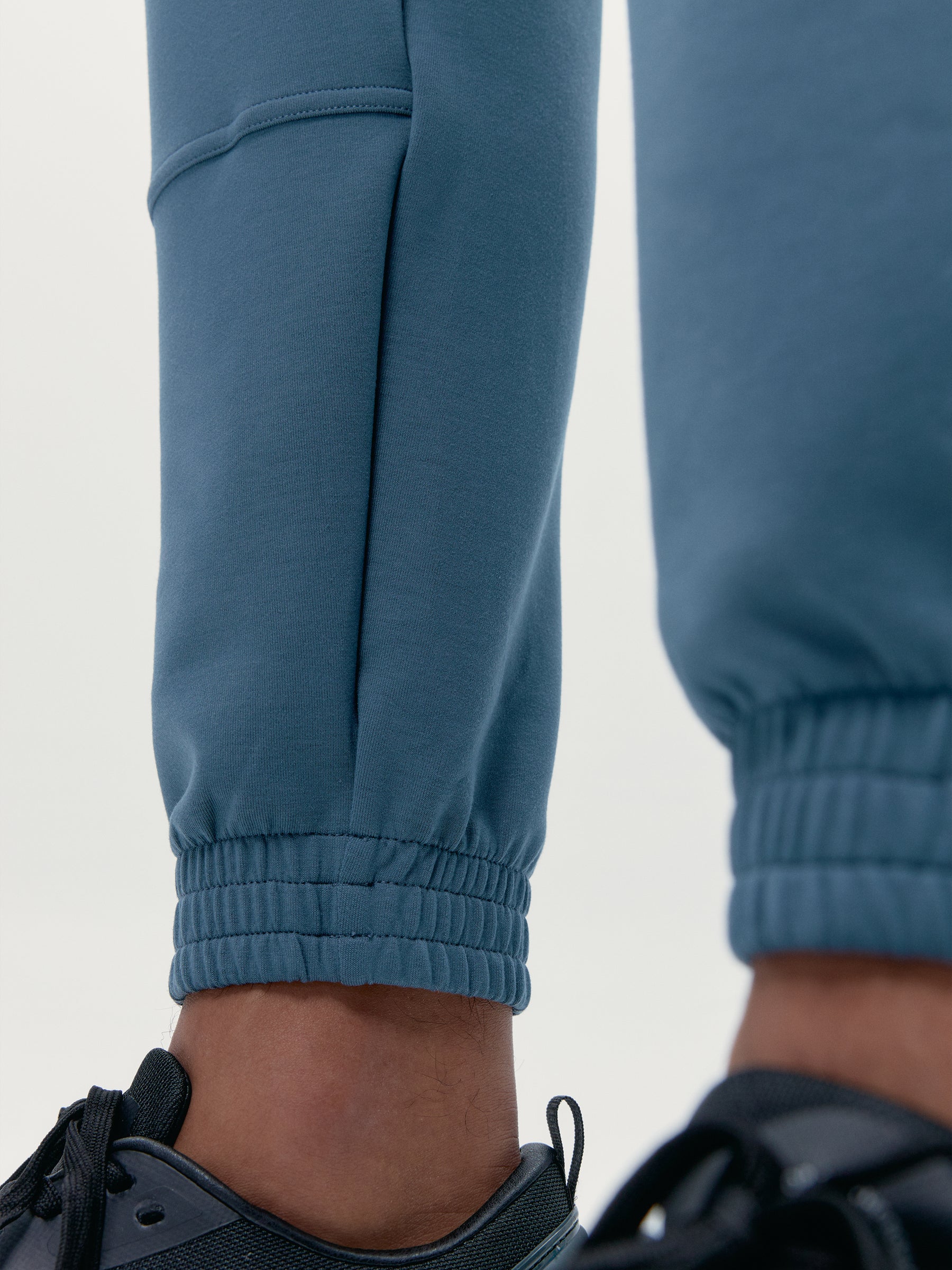 Conjunto deportivo Biafra Light Slate