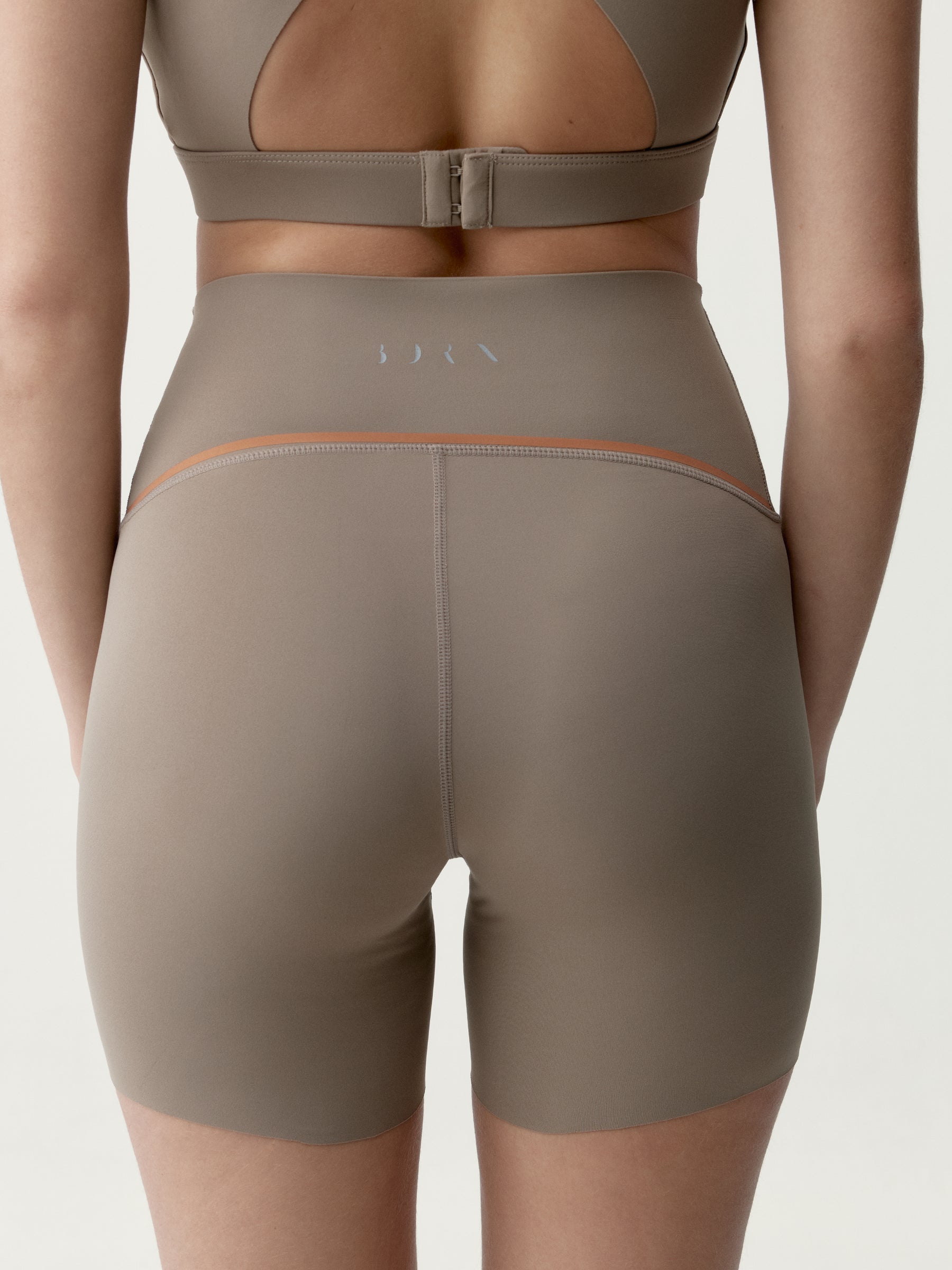 Ensemble Brone Taupe