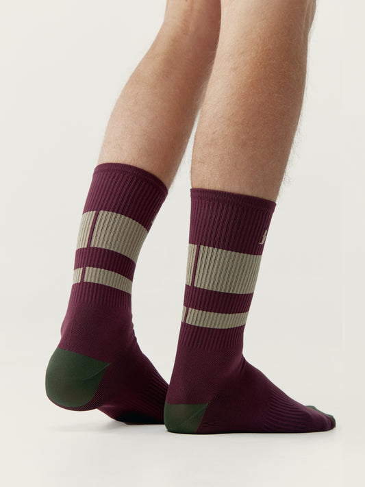 Eume Socks Dark Cherry