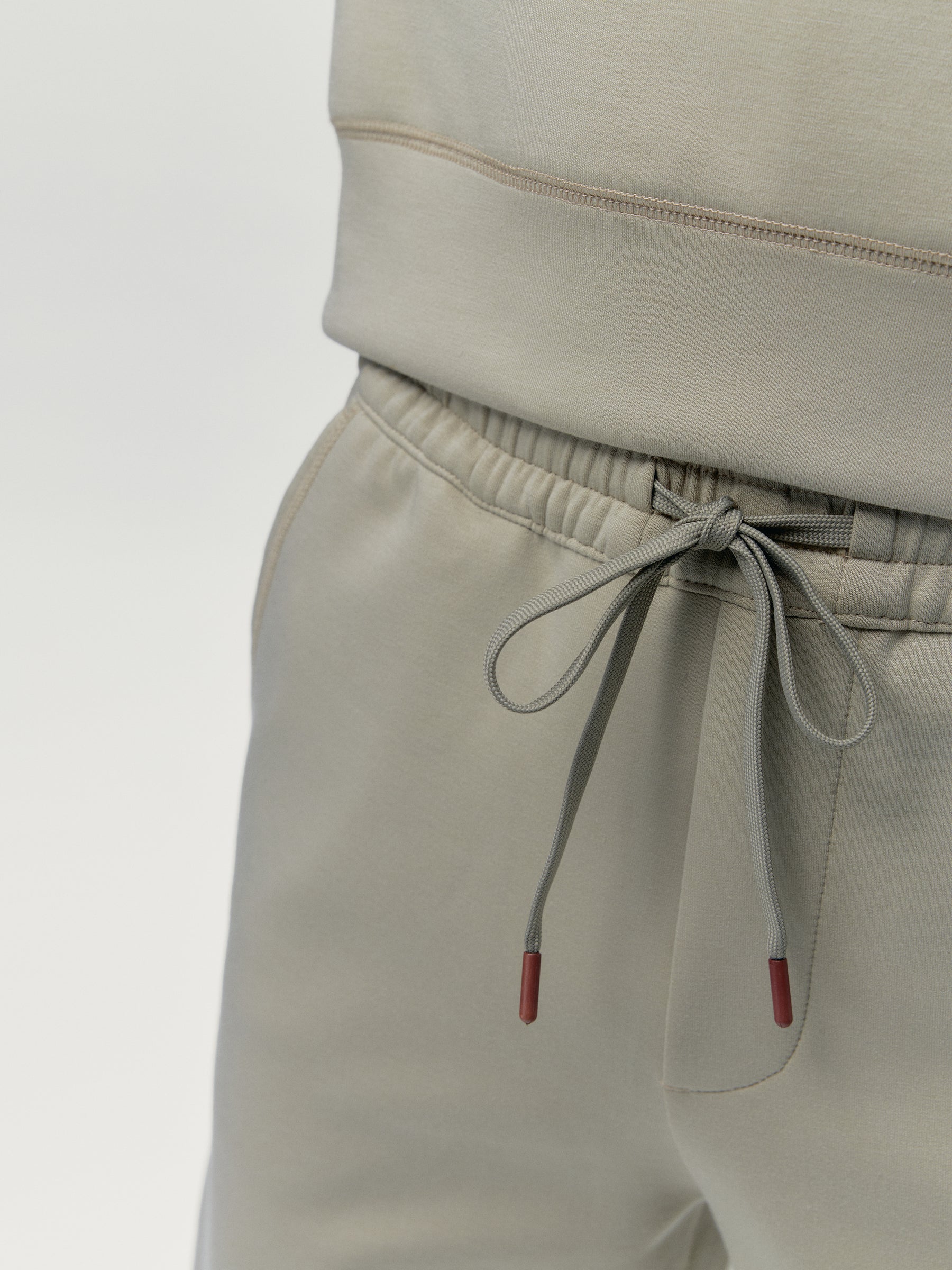 Conjunto deportivo Hughes River Stone