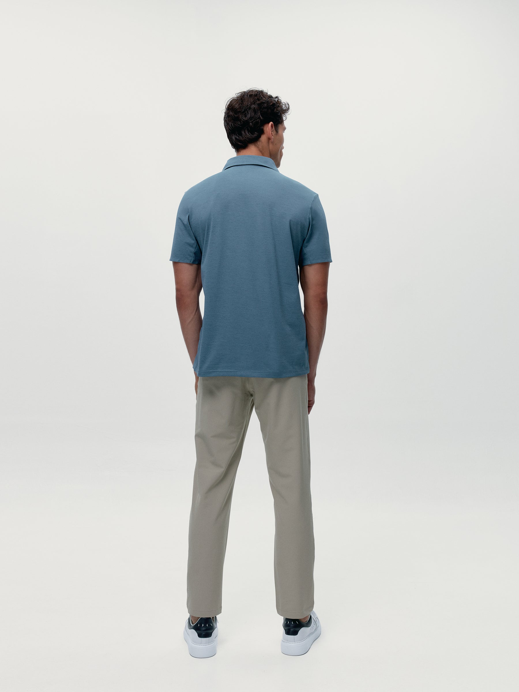 Conjunto deportivo Fungi + Light Slate