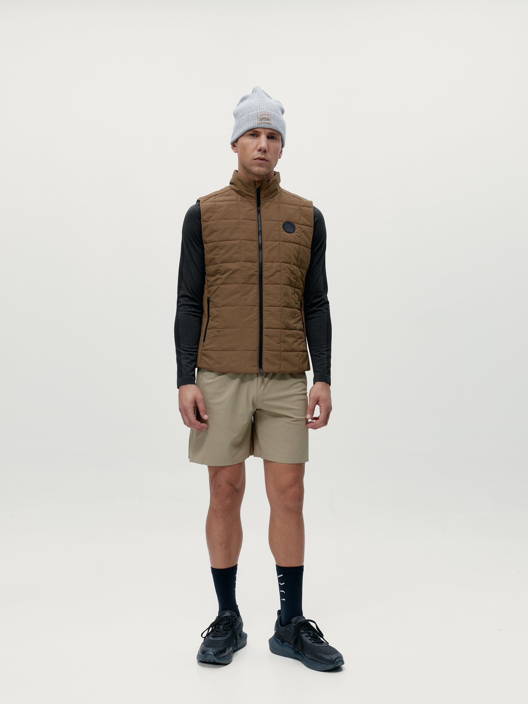 Conjunto deportivo Chestnut + Root