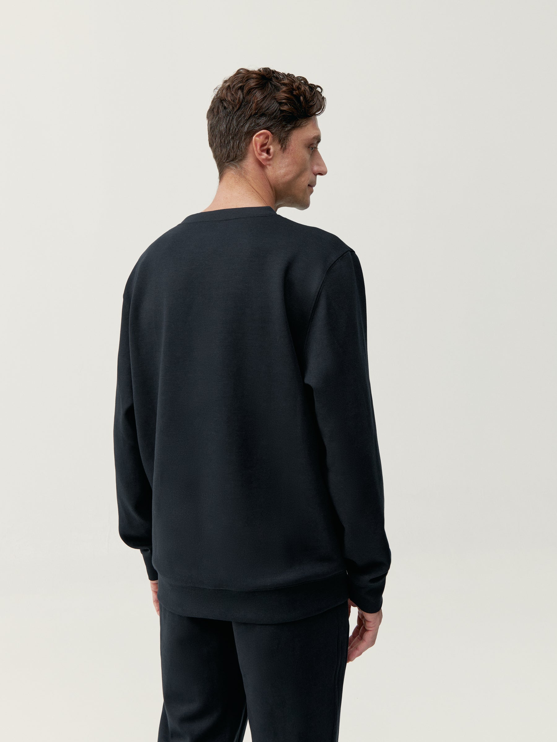 Conjunto deportivo Ness Black