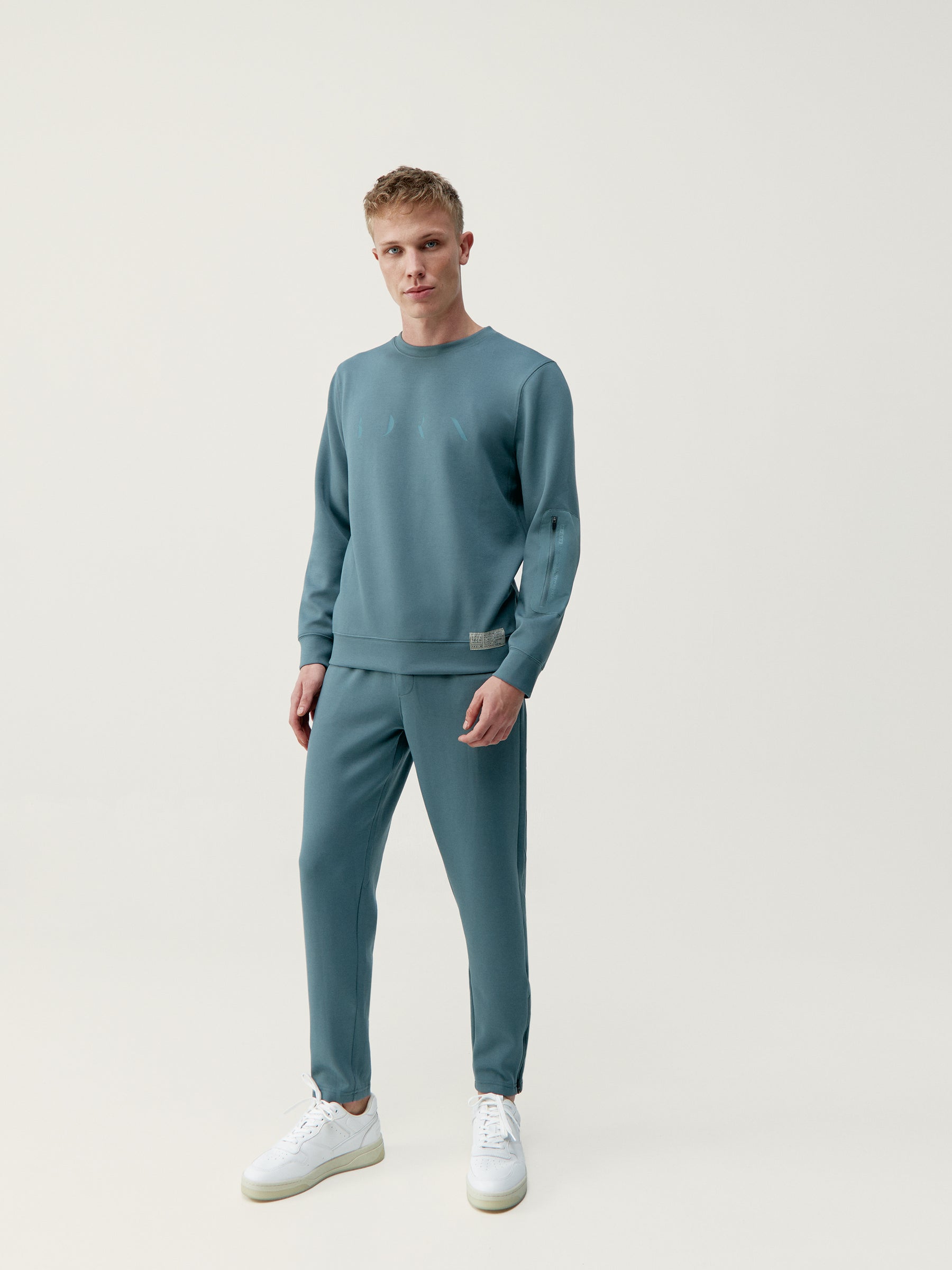 Conjunto deportivo Ness Grey Green