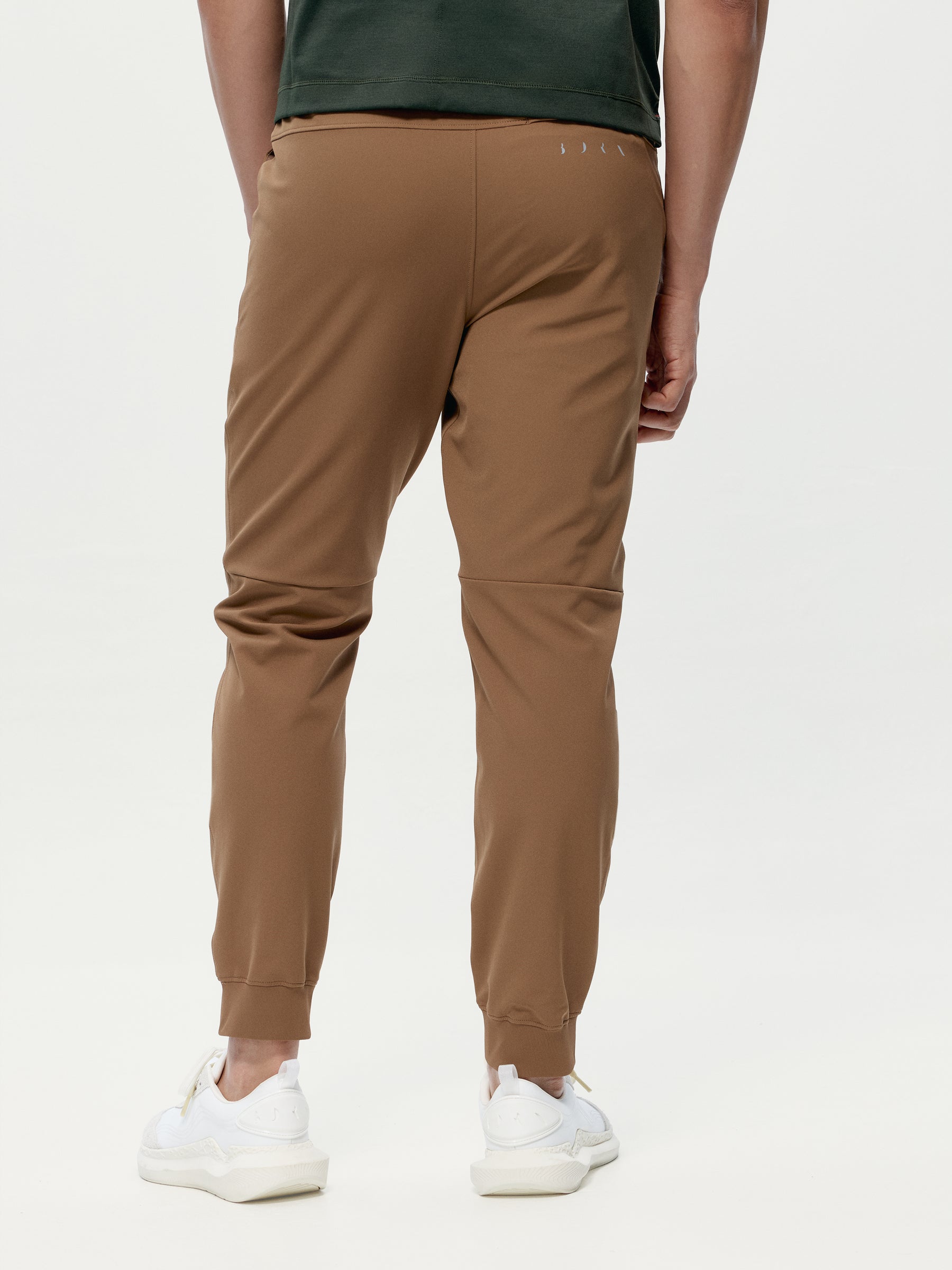 Conjunto deportivo Deep Kaki + Chestnut