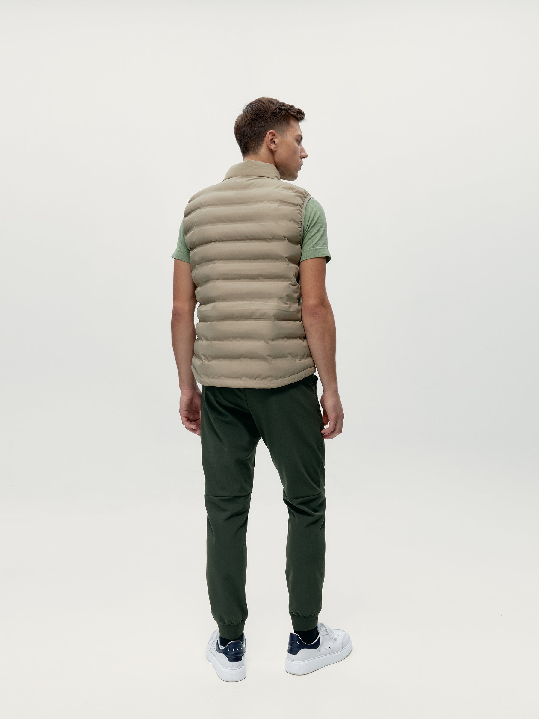 Conjunto deportivo Deep Kaki + Green Dry