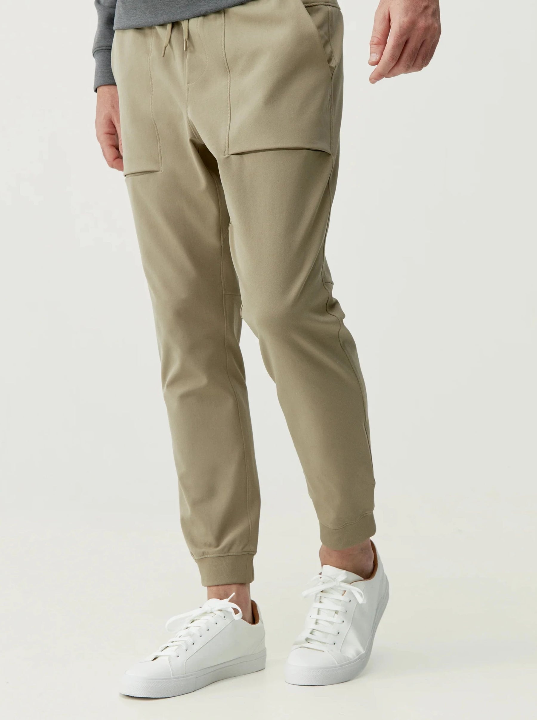 Conjunto deportivo Kariba Hunter