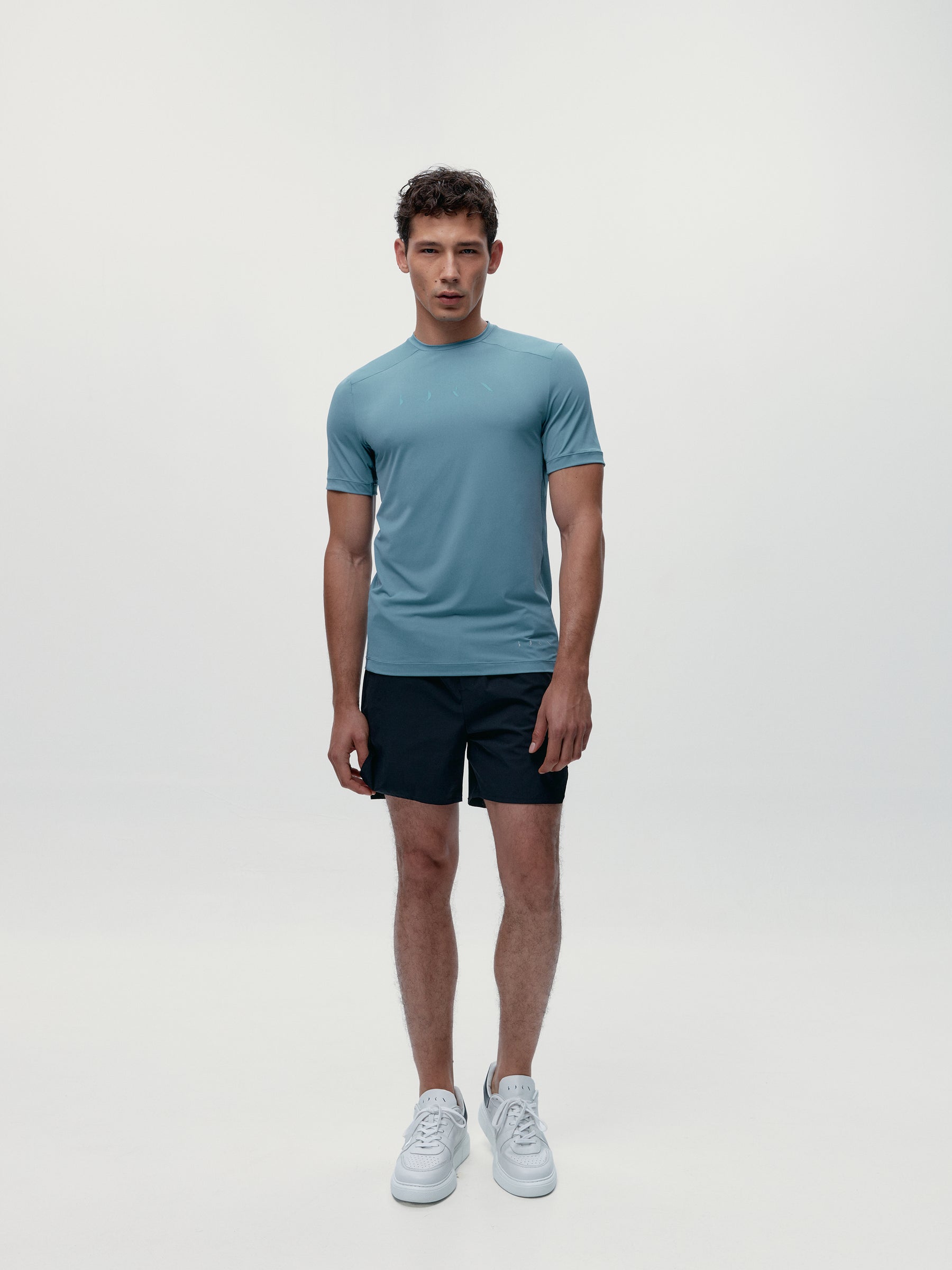 Conjunto deportivo Light Slate + Black