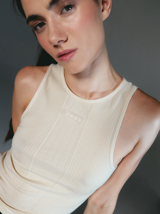 Nora Dove Top
