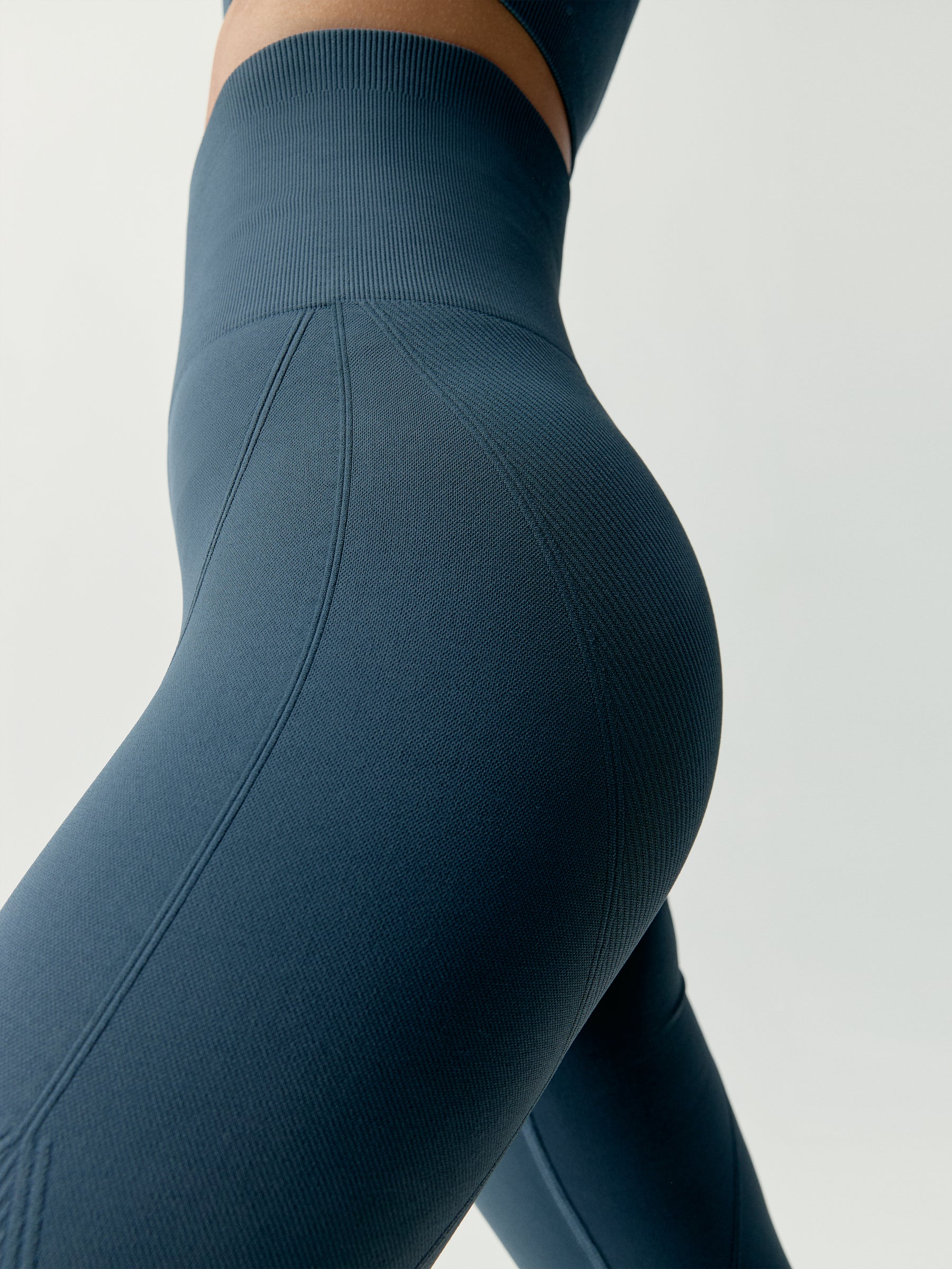 Ambra Legging in Stormy Grey