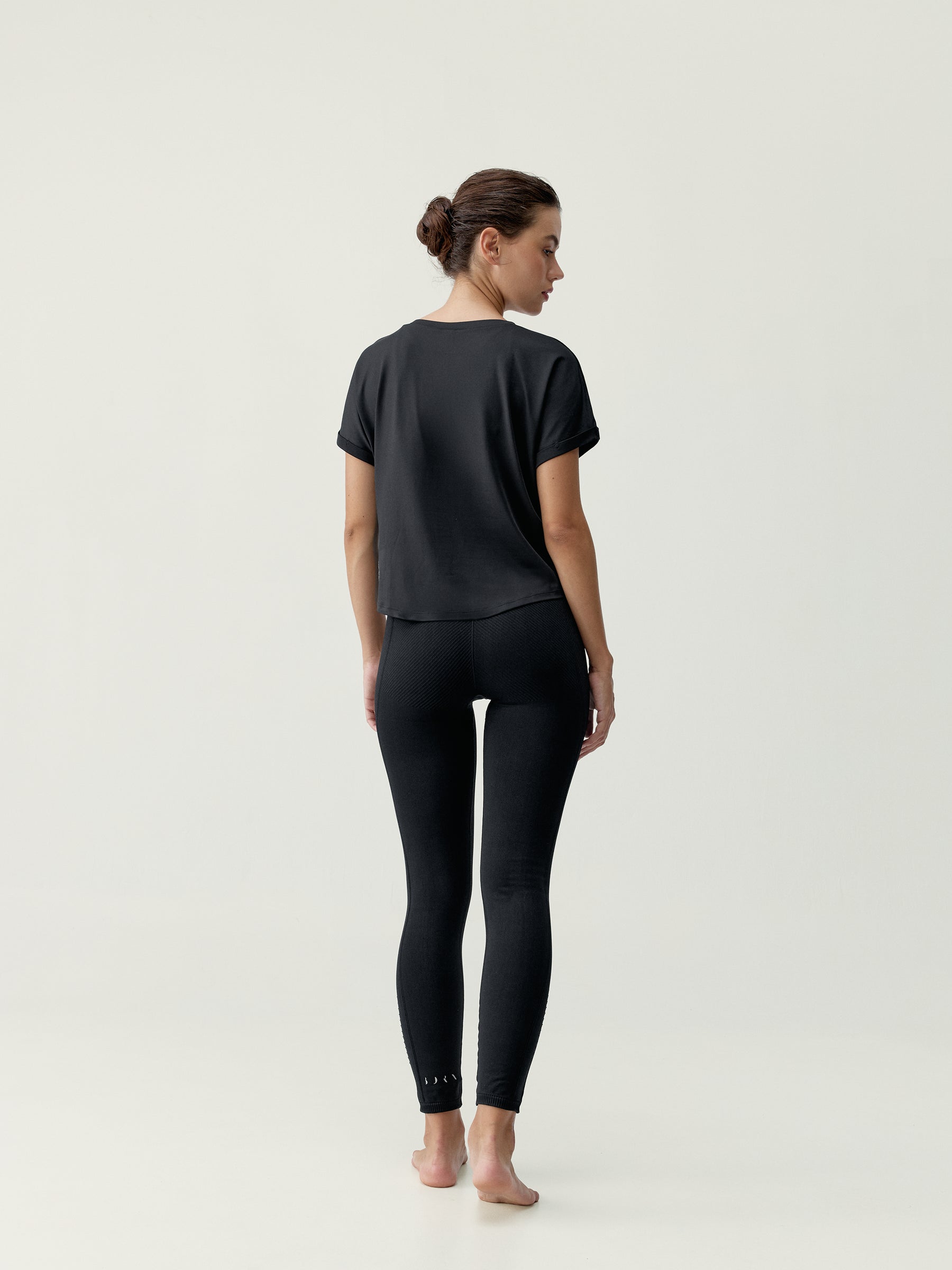 Azami T-Shirt in Black