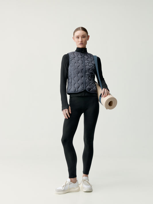 Kenal Gilet in Dark Onyx