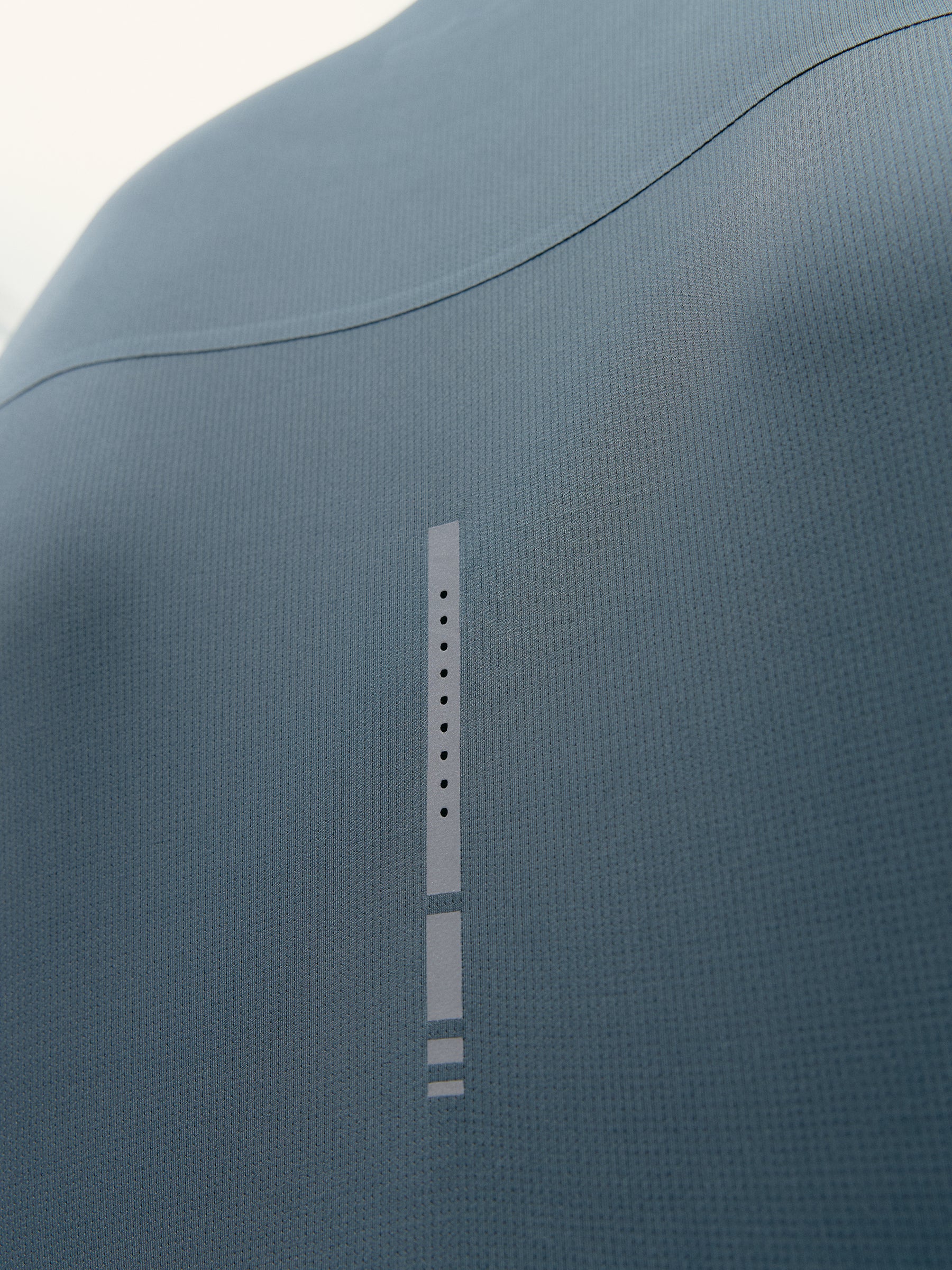 Sport-Set in Grau, Grün und Schwarz