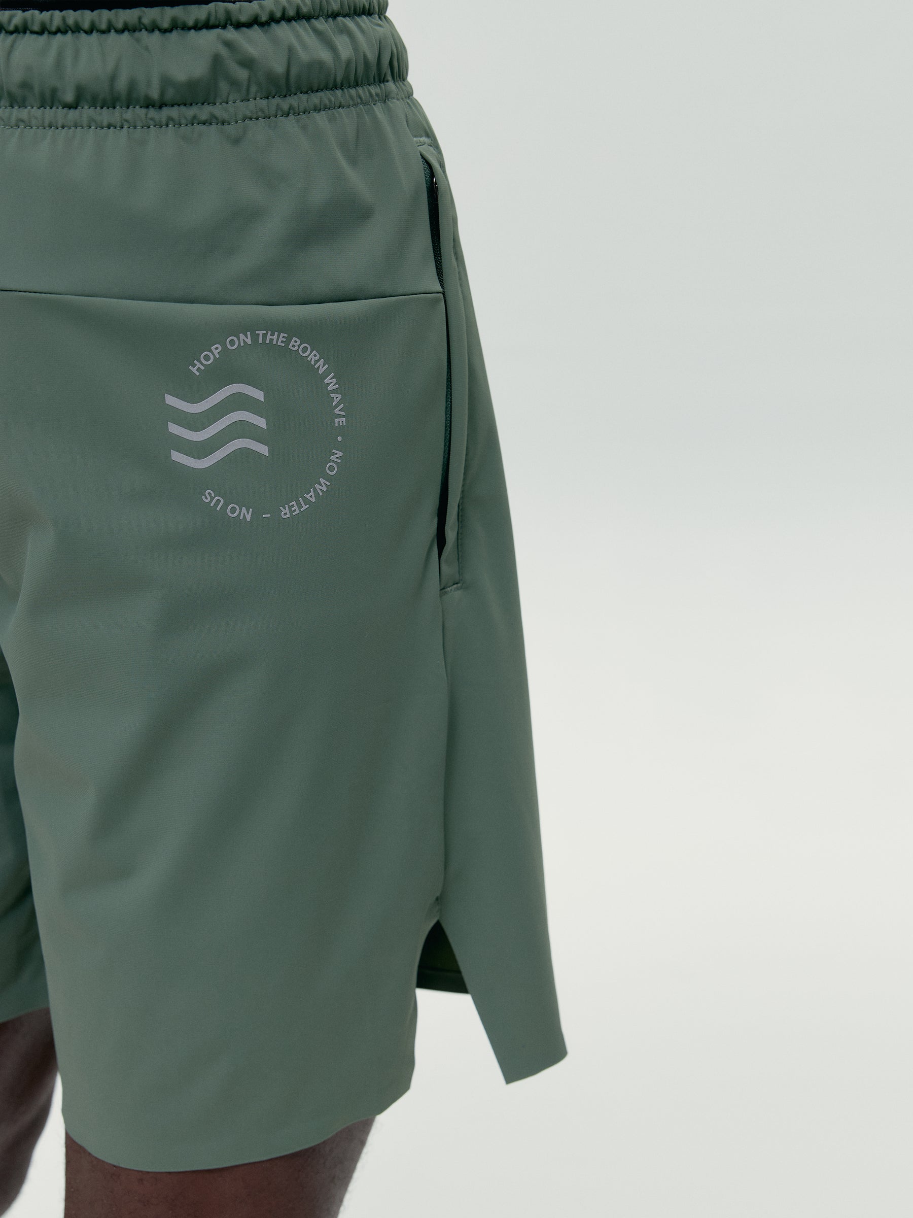 Orinoco Shorts in Oregano