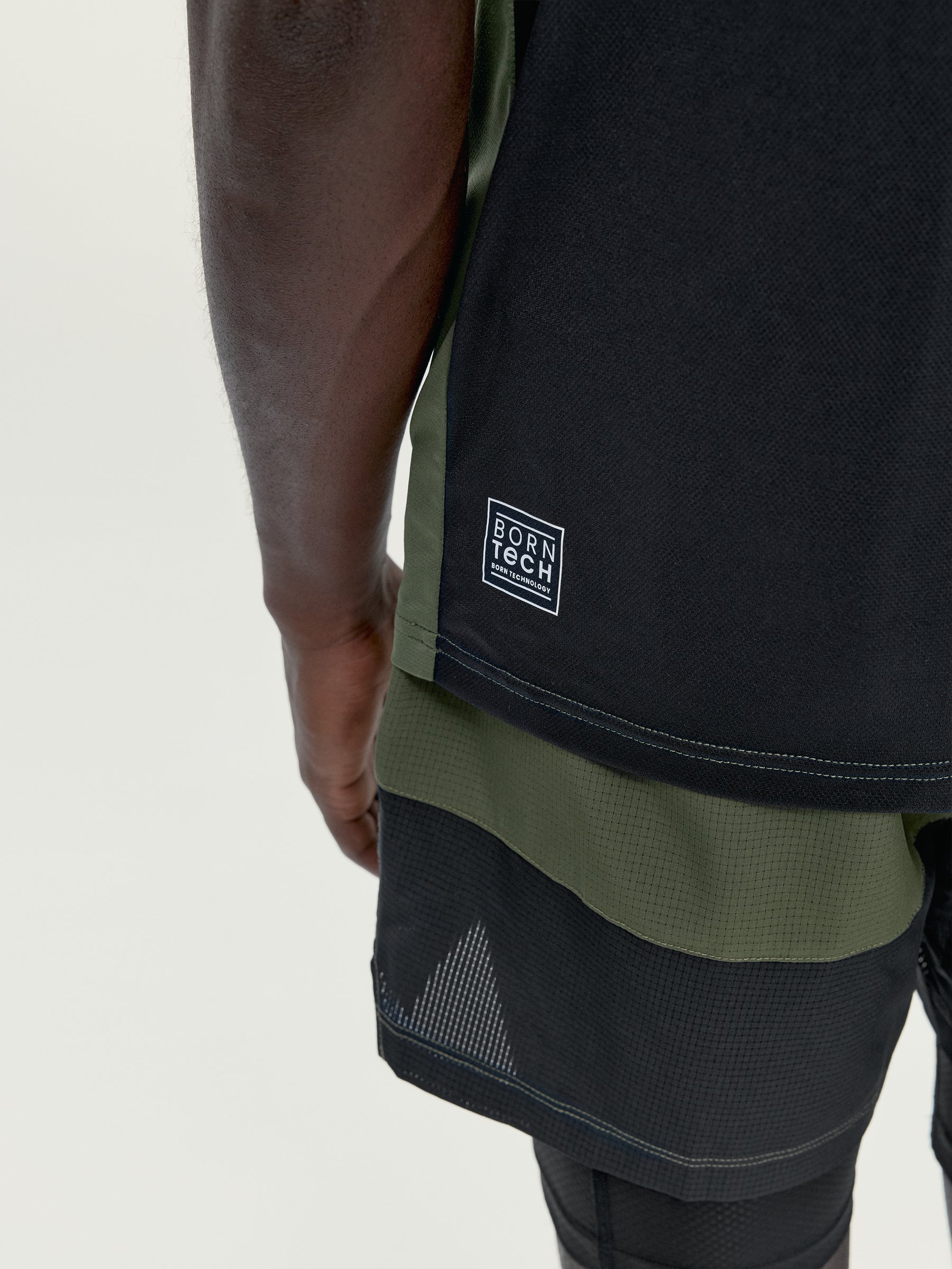 Trak Khaki Leaf/Black T-Shirt