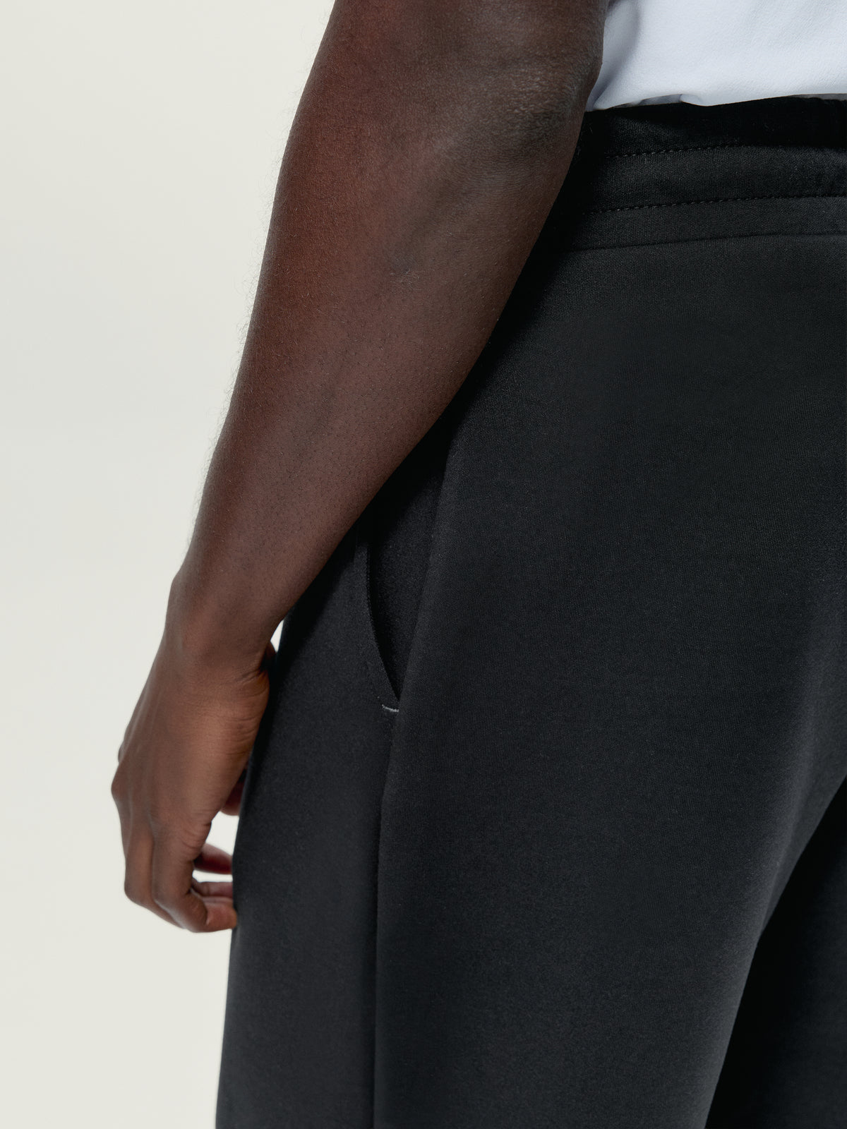 Jogger Crosswalk Black