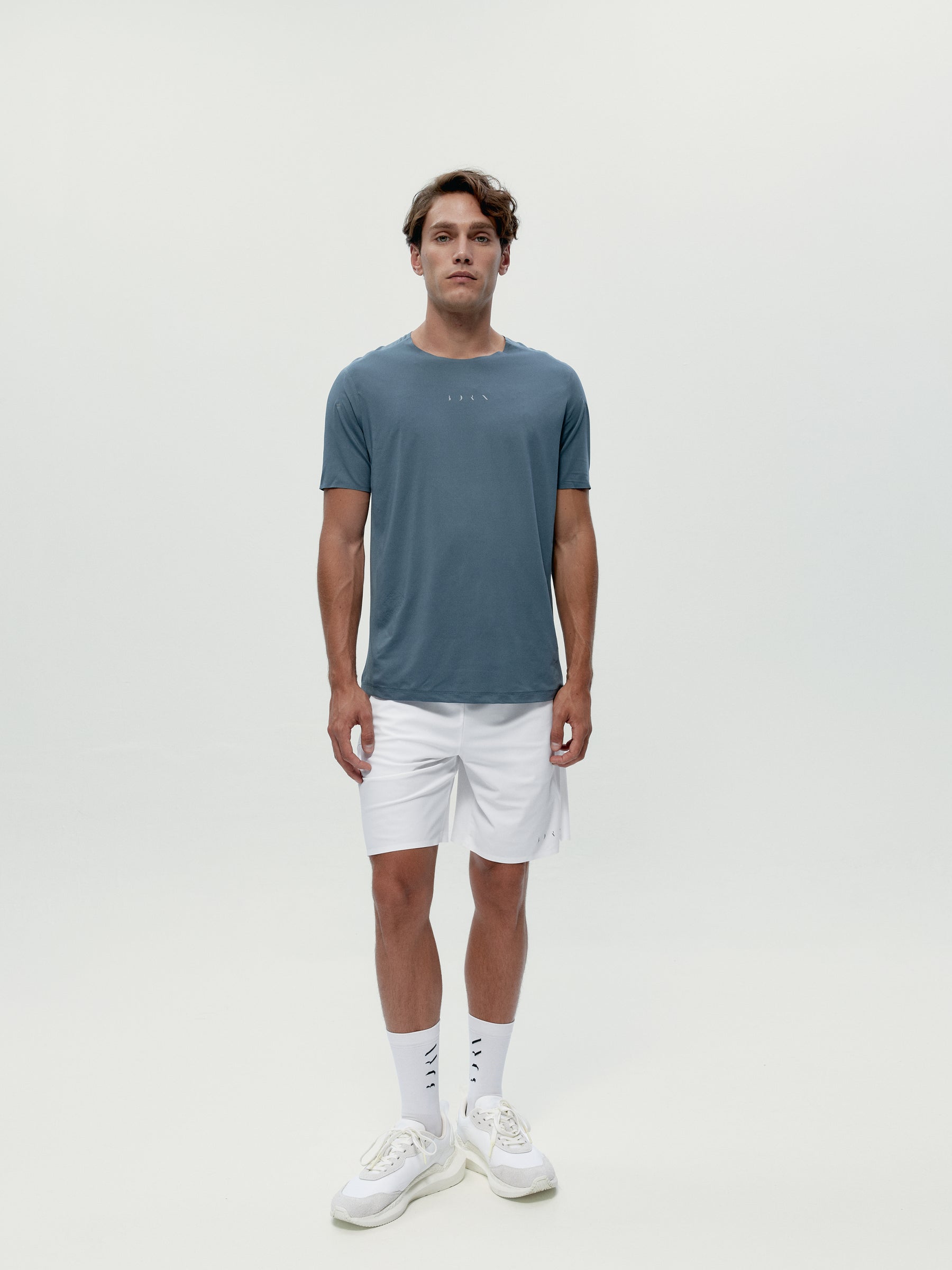 Conjunto deportivo White + Grey Green