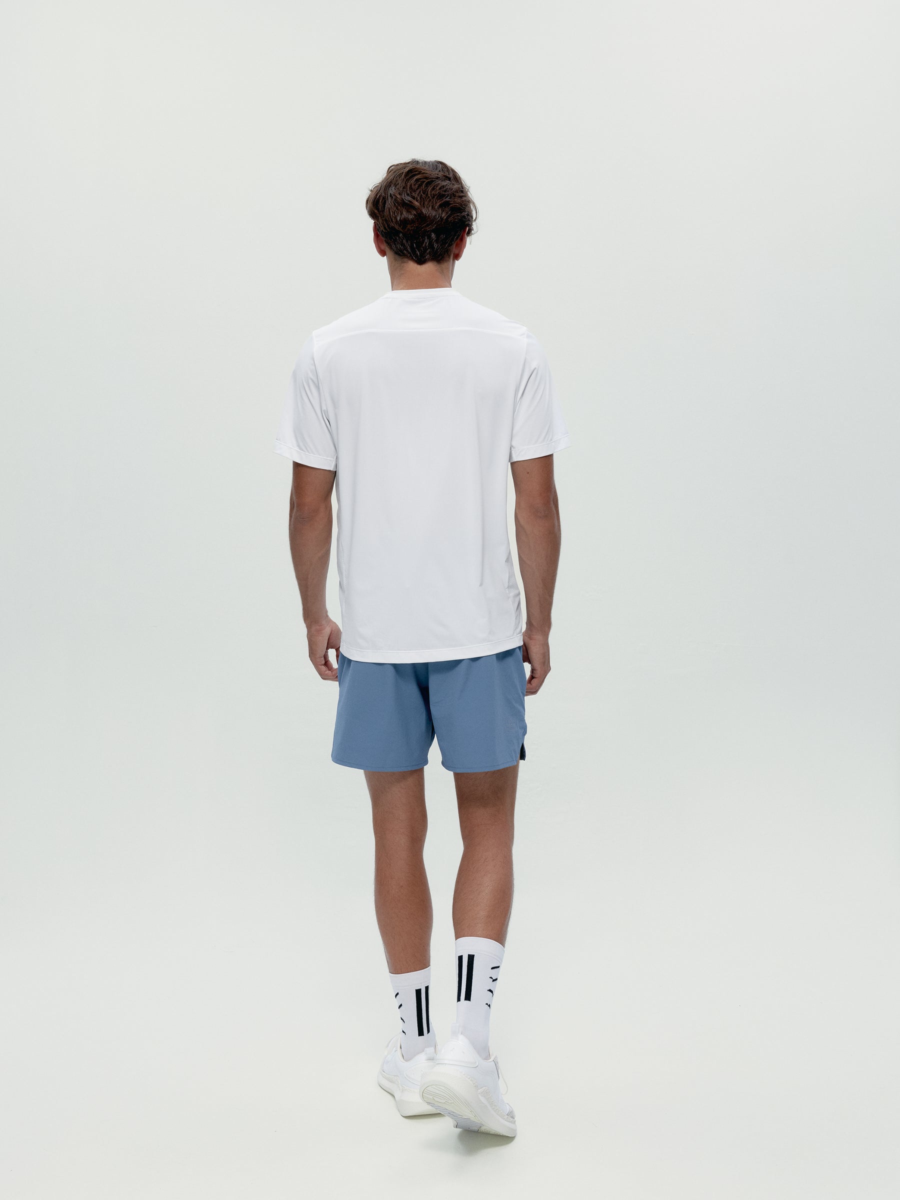 Ensemble de sport blanc et ardoise claire