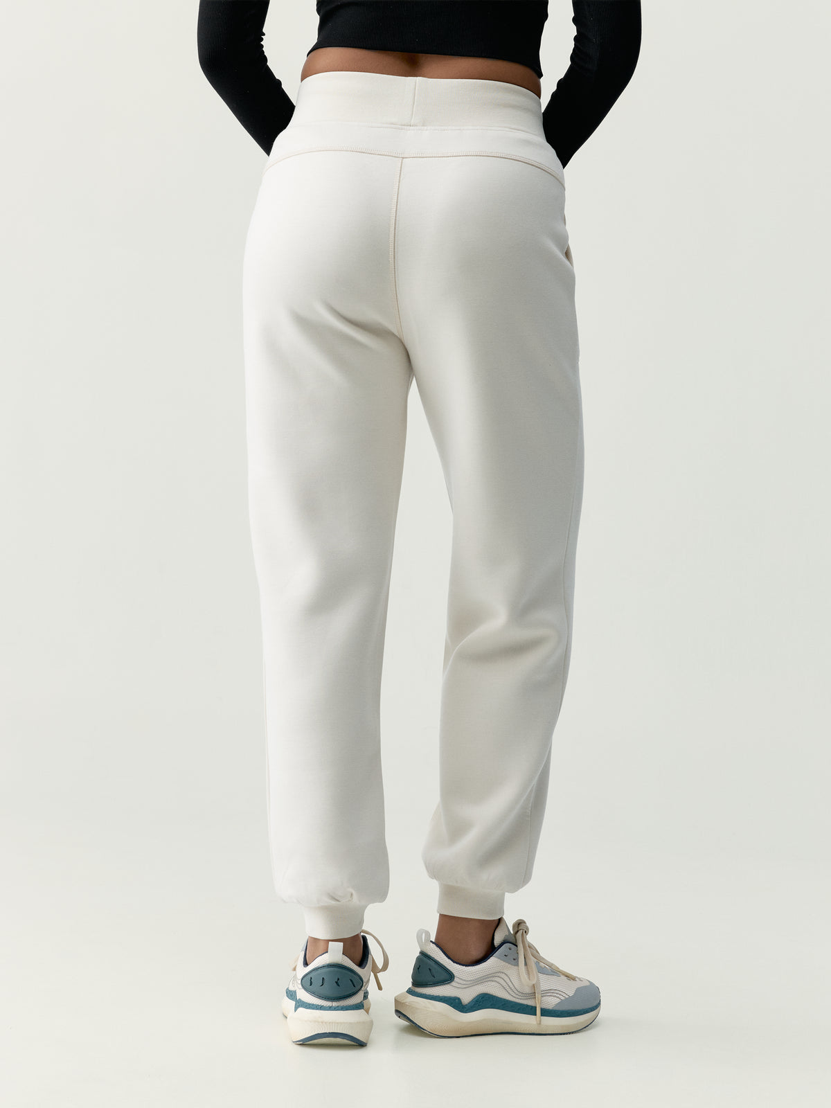 Bloom Dove Jogger