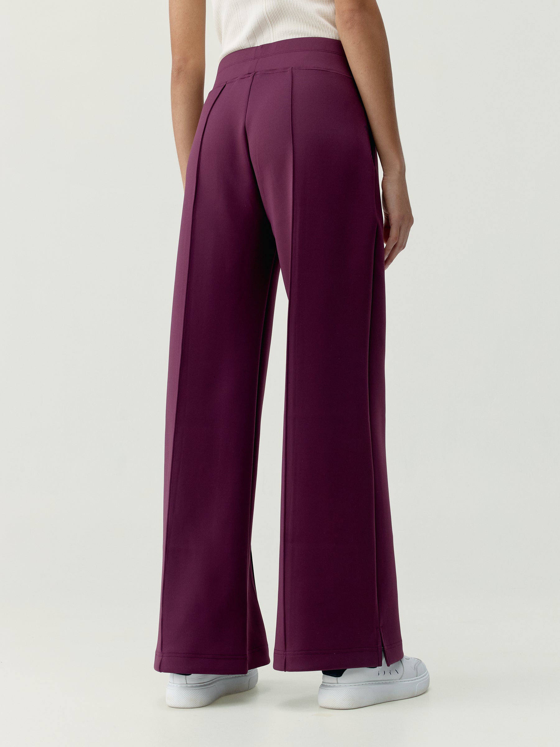 Thashi Beet Plant Pants