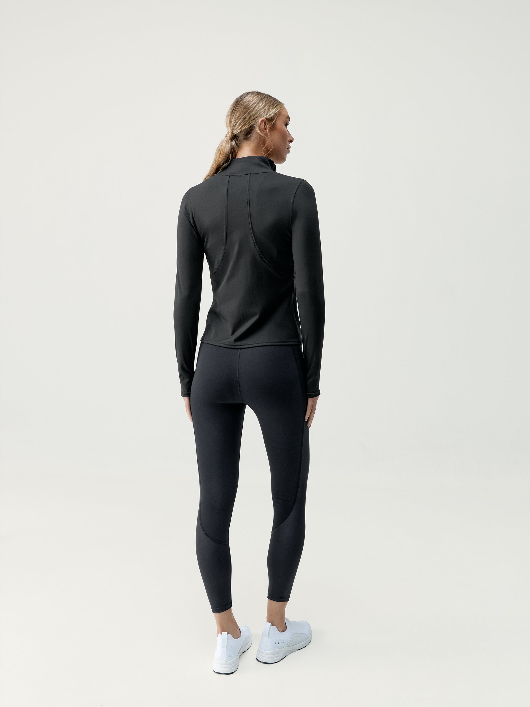 Ivet Jacket in Black