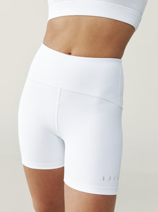 Colette Shorts in White