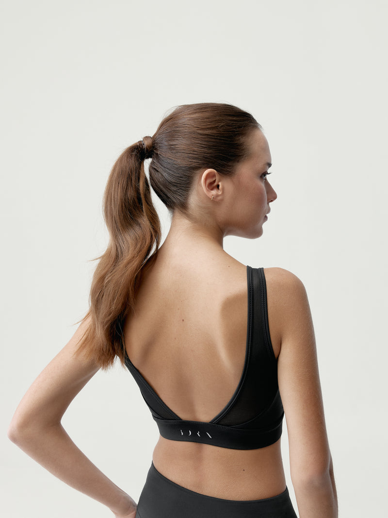 Top Devi Black