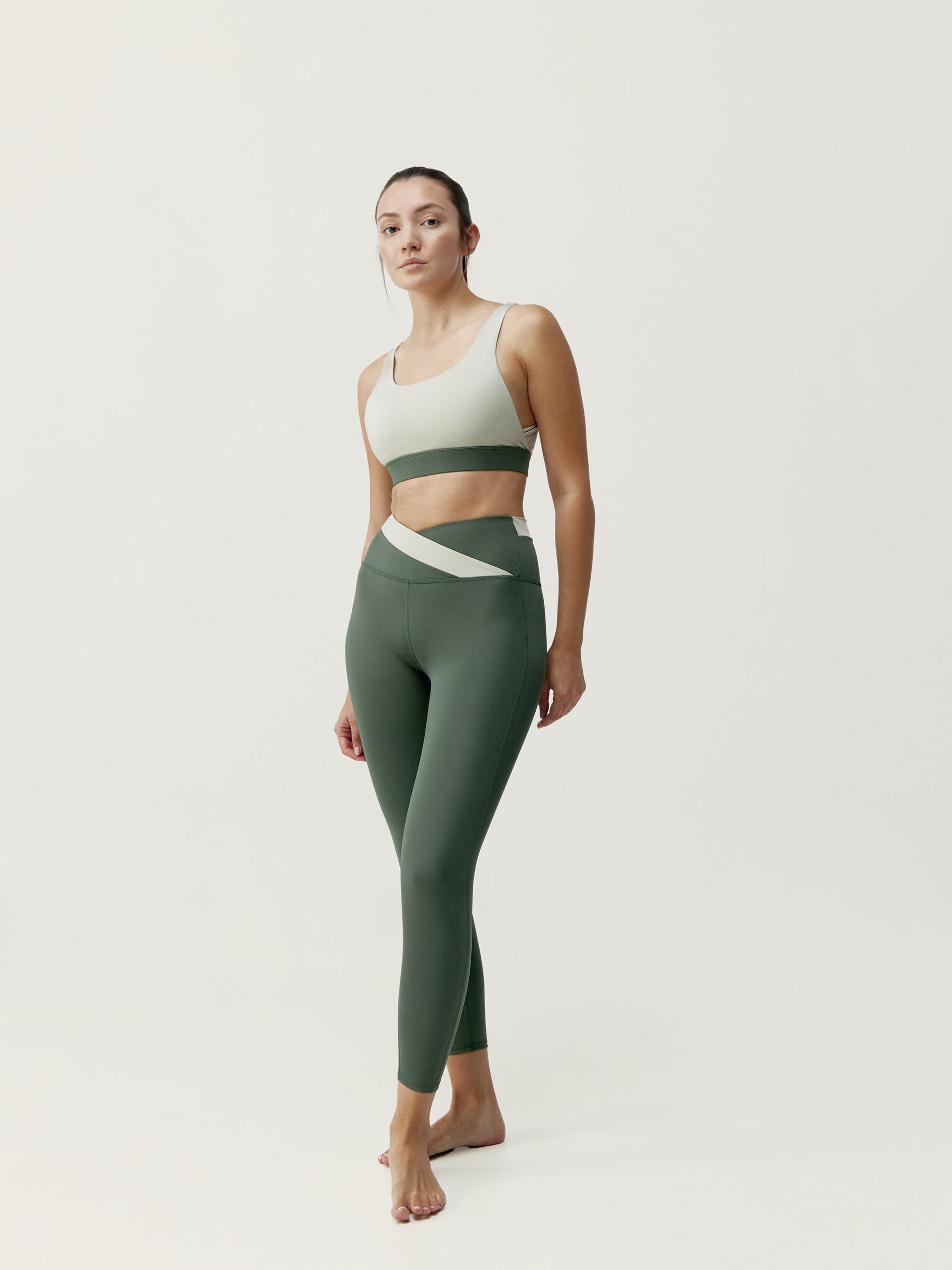 Duo Legging in Hunter/Stone