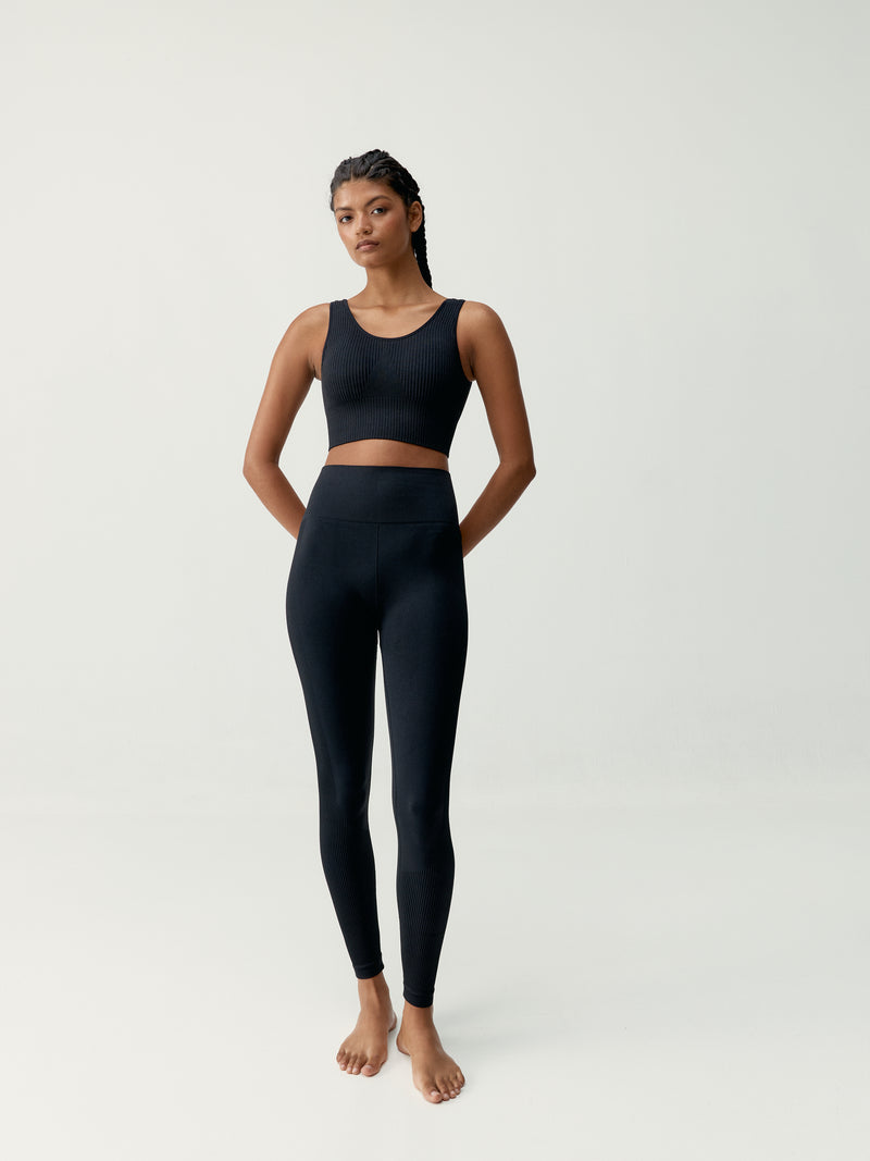 Top Flow Black