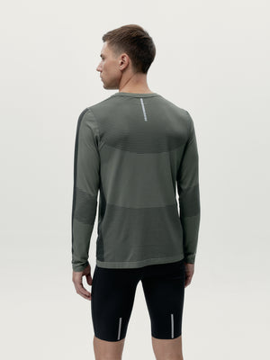 Kilux Long Sleeve T-Shirt in Bleached Khaki