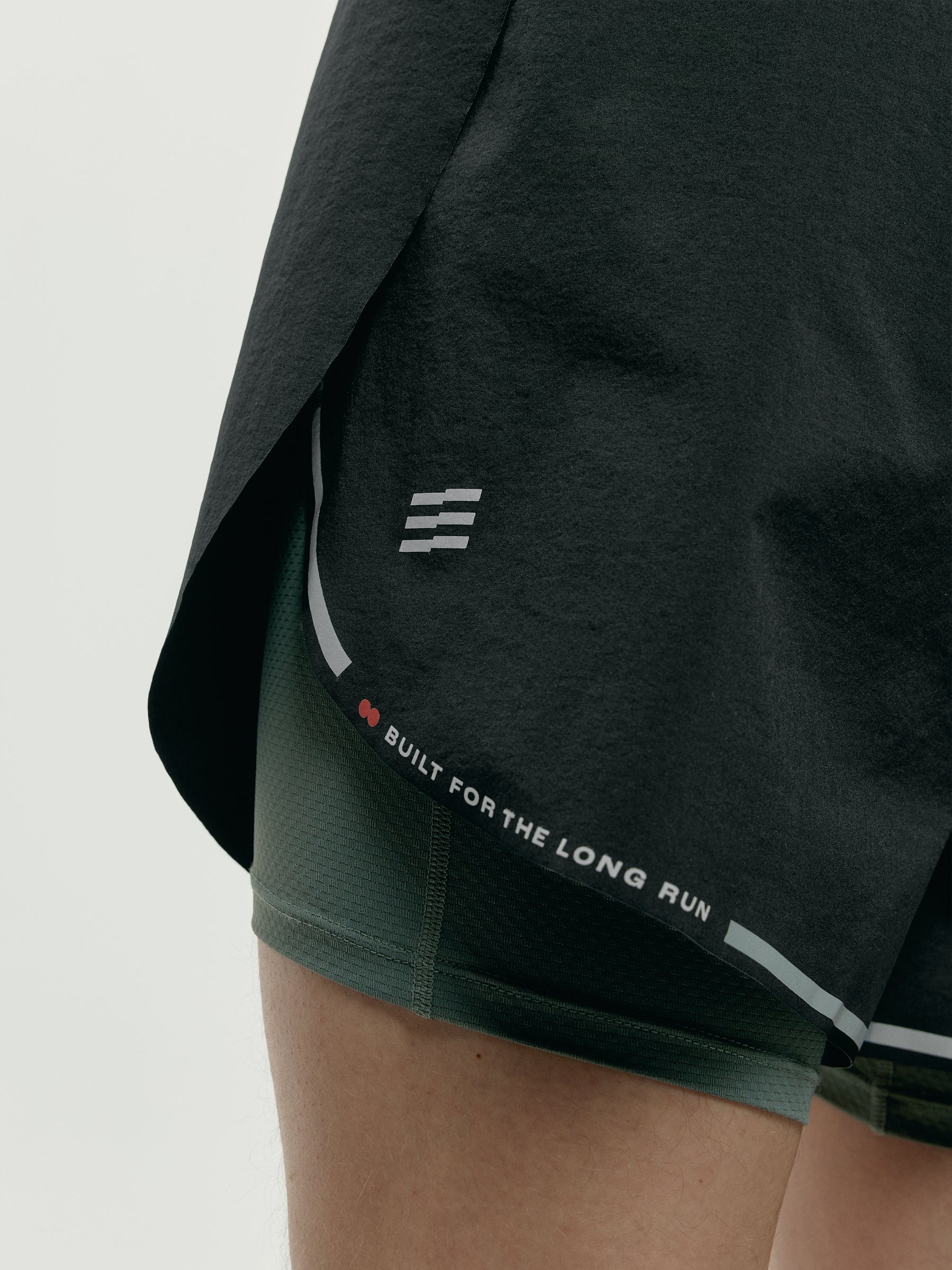 Short Kinetic Black/Tea