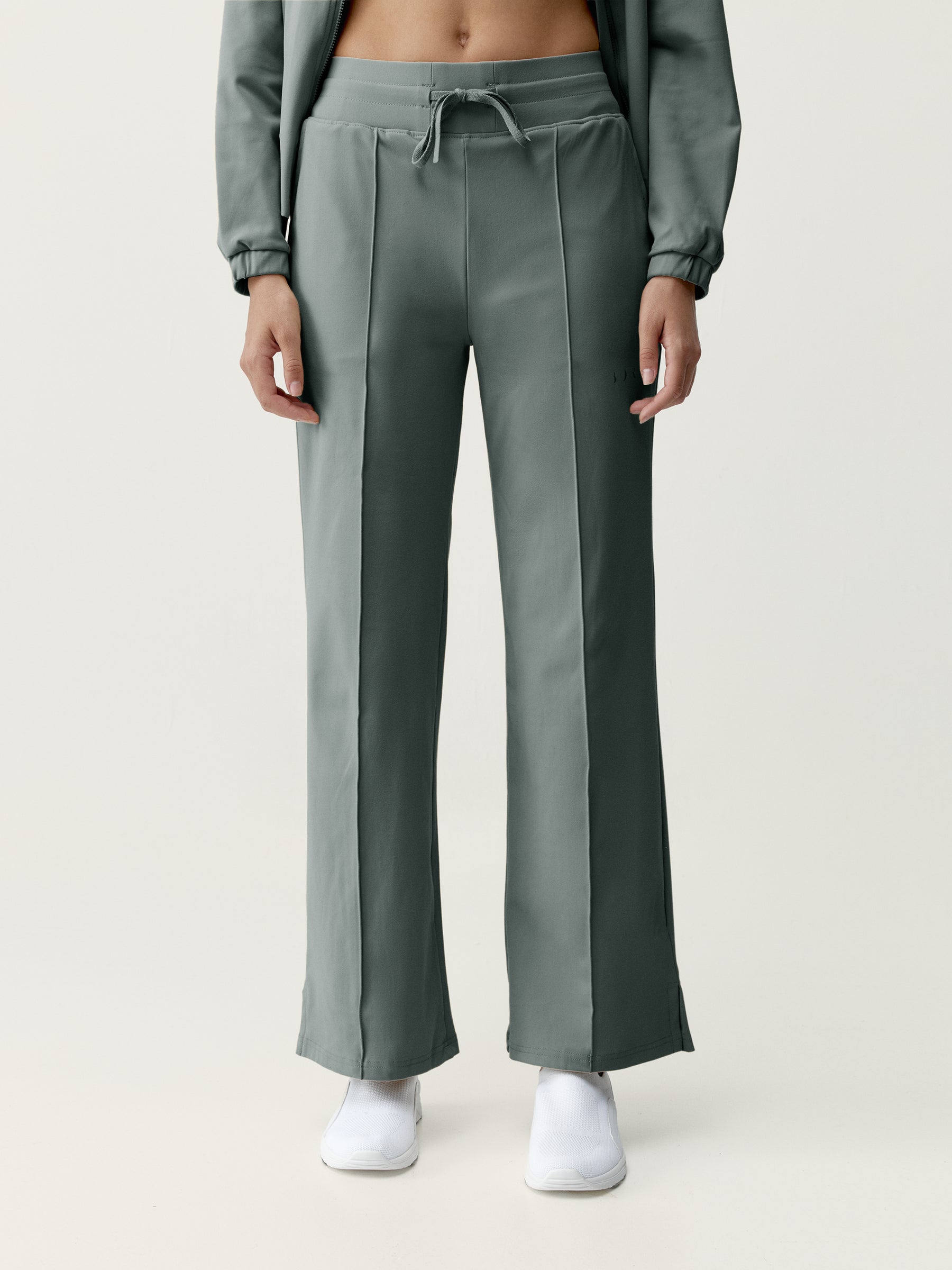 Pant Leila Tea