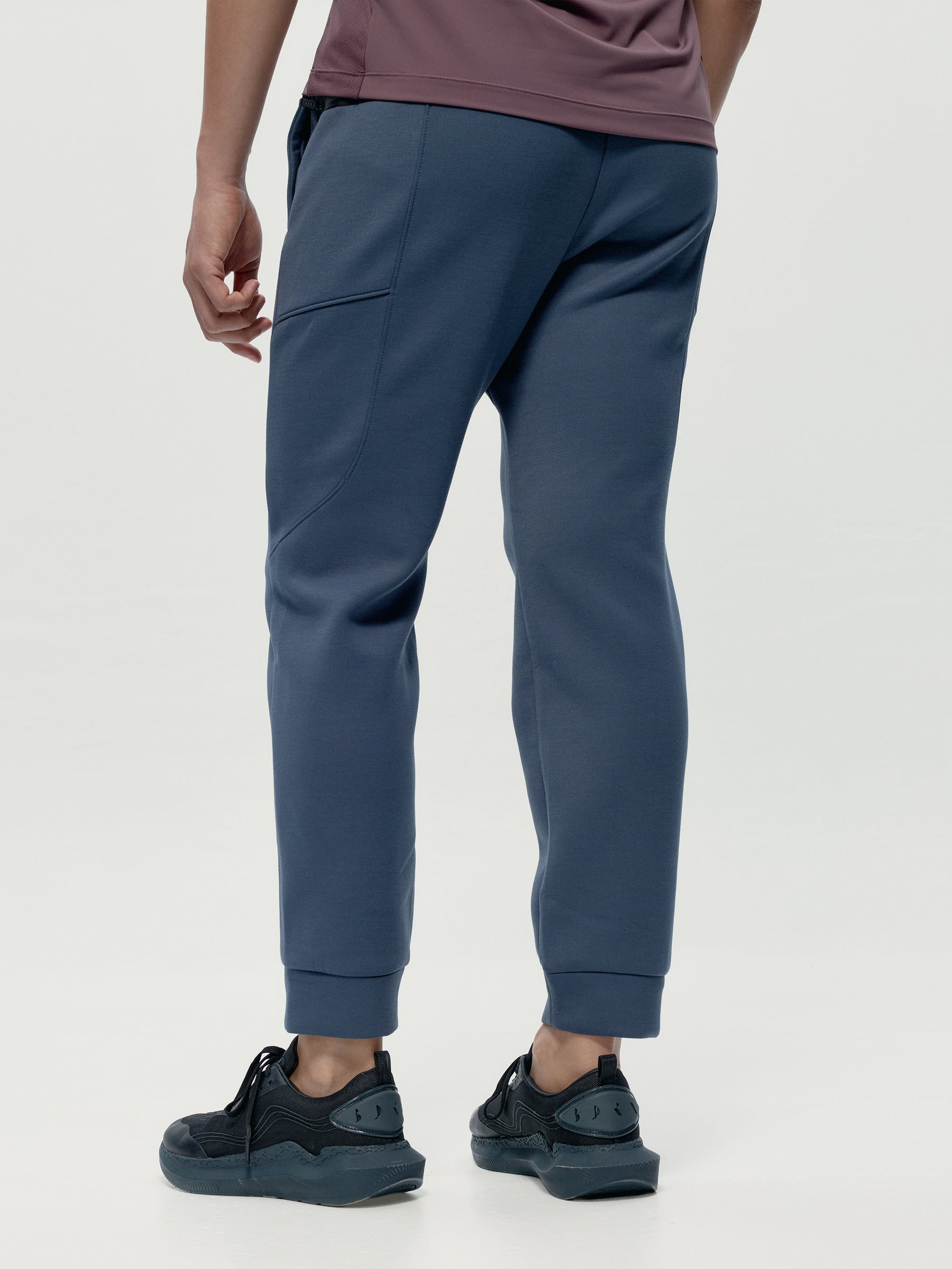 Lomond Lite Jogger in Stormy Grey