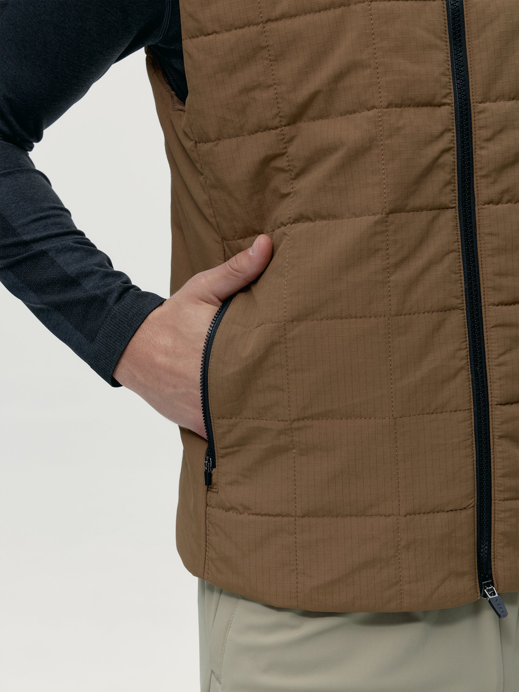 Merrit Vest in Chestnut