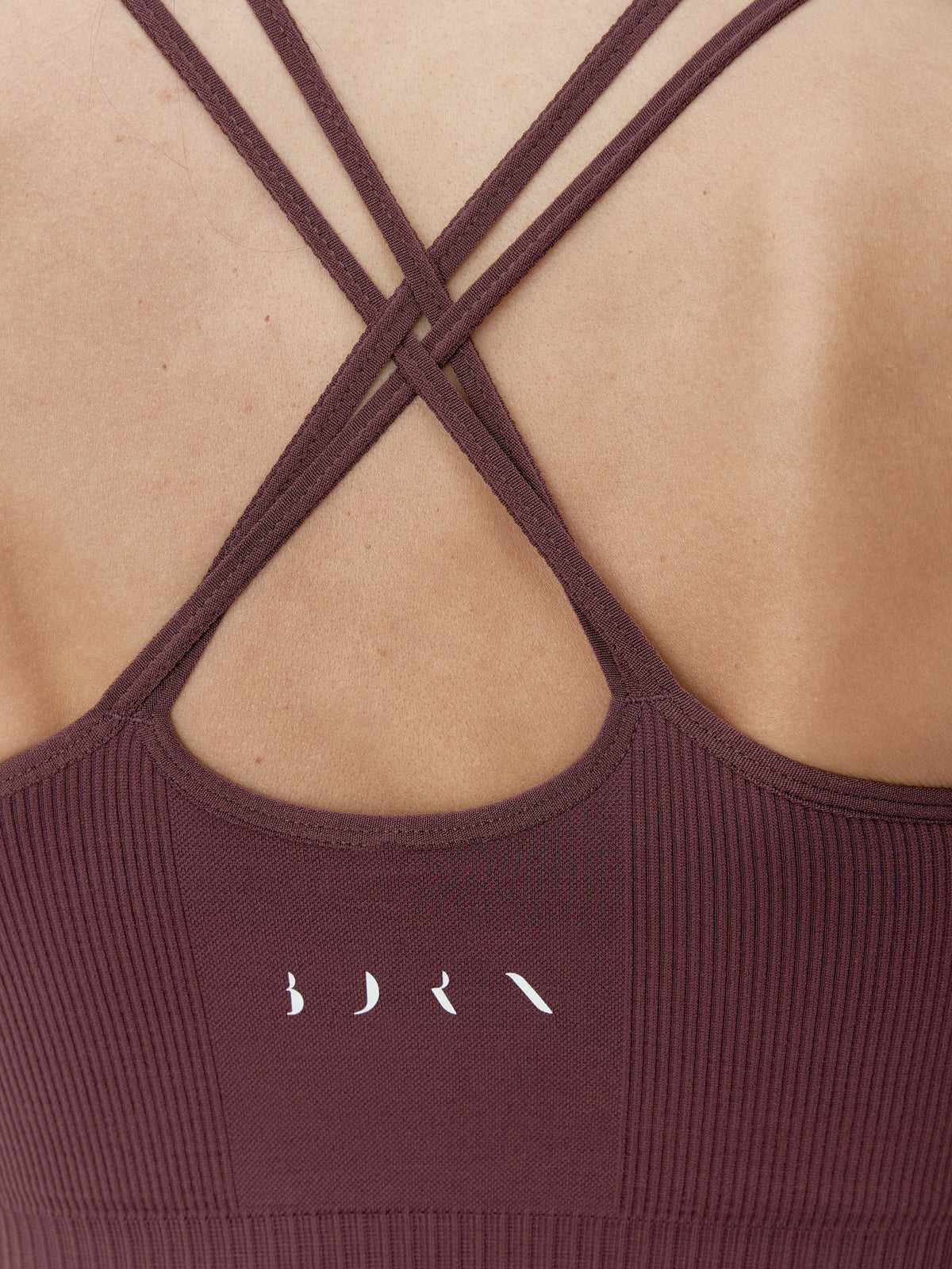 Top Naia Dark Cherry