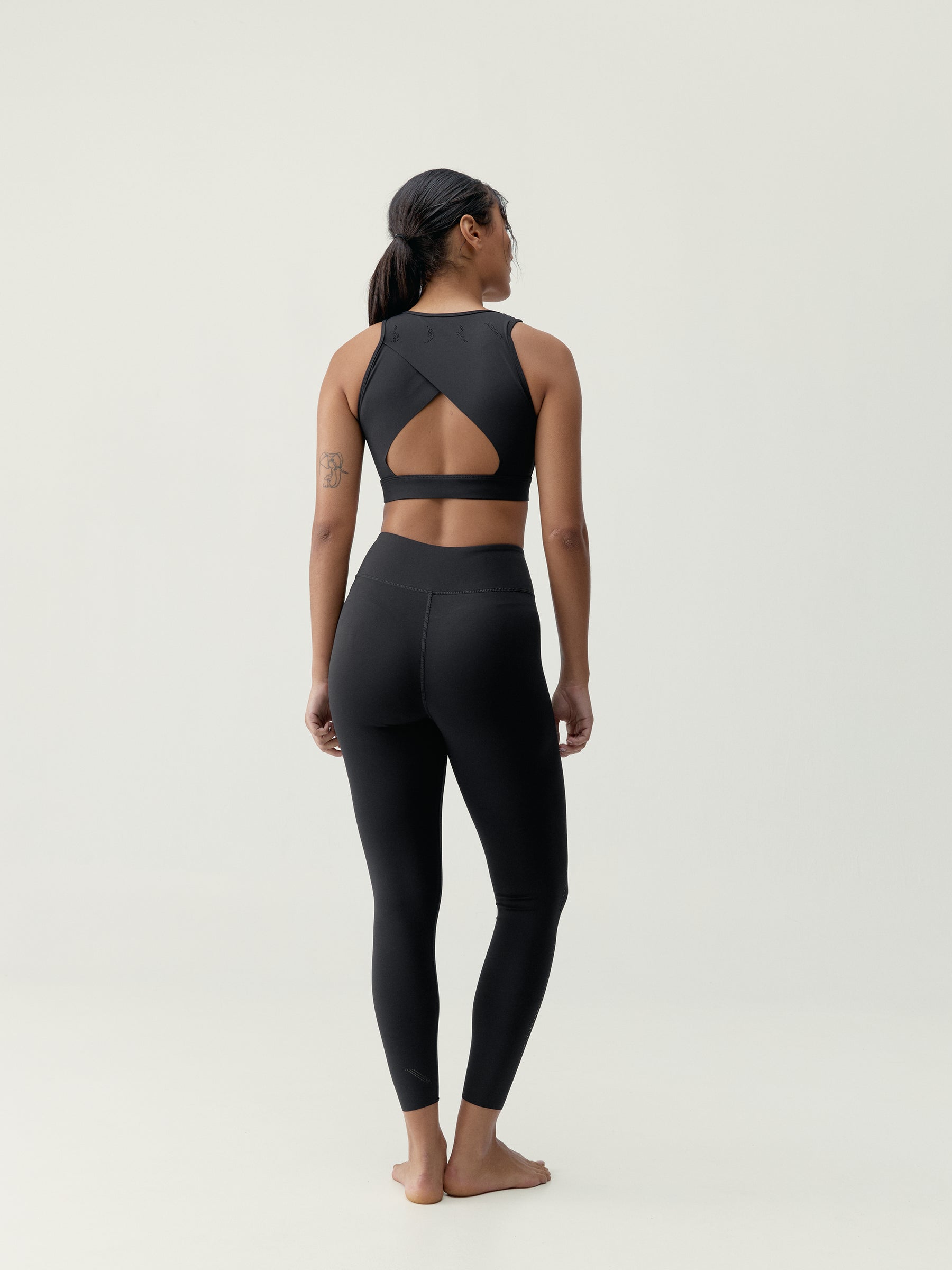 Nara Leggings in Black