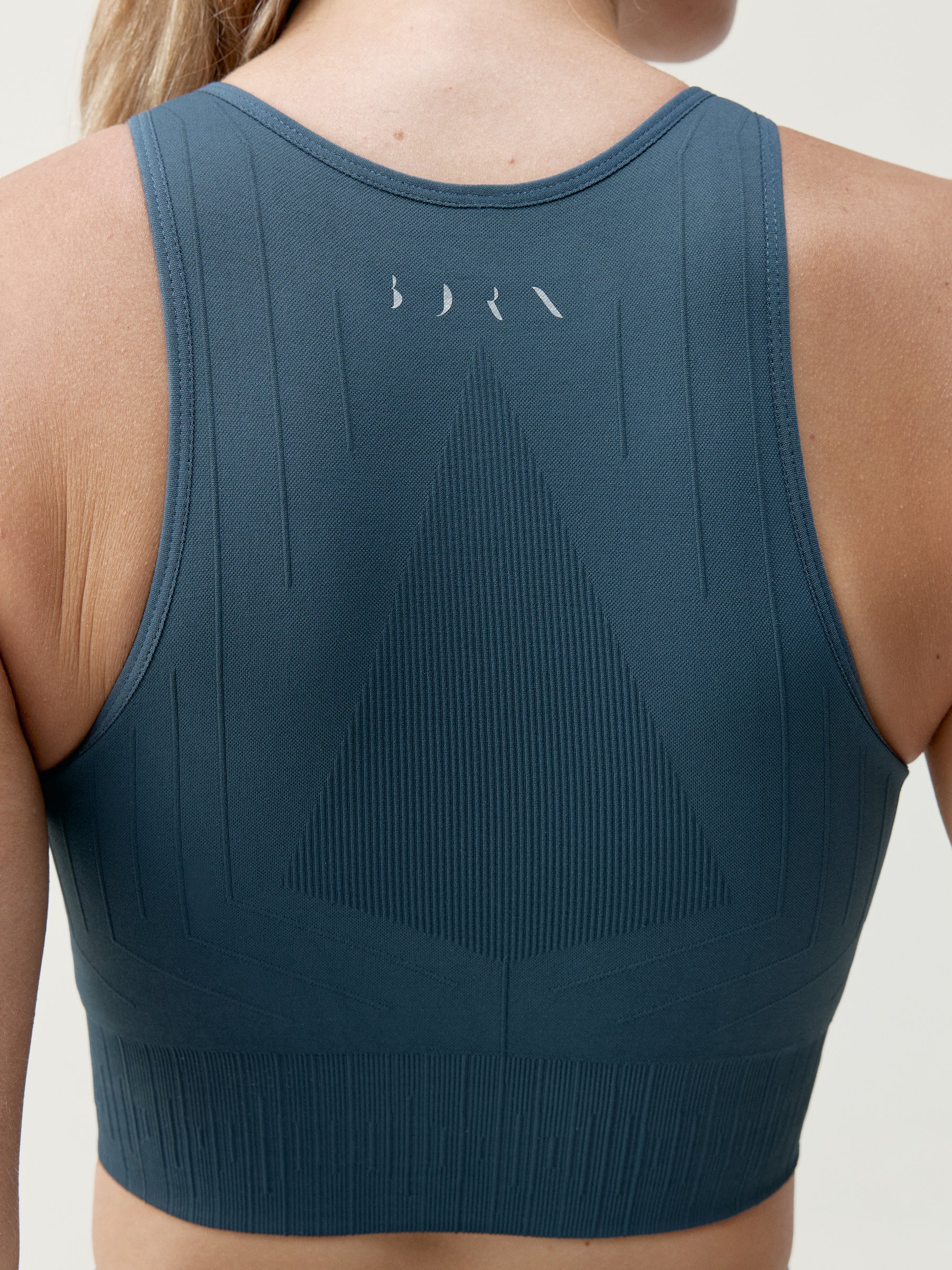 Nawal Top Crop in Stormy Grey