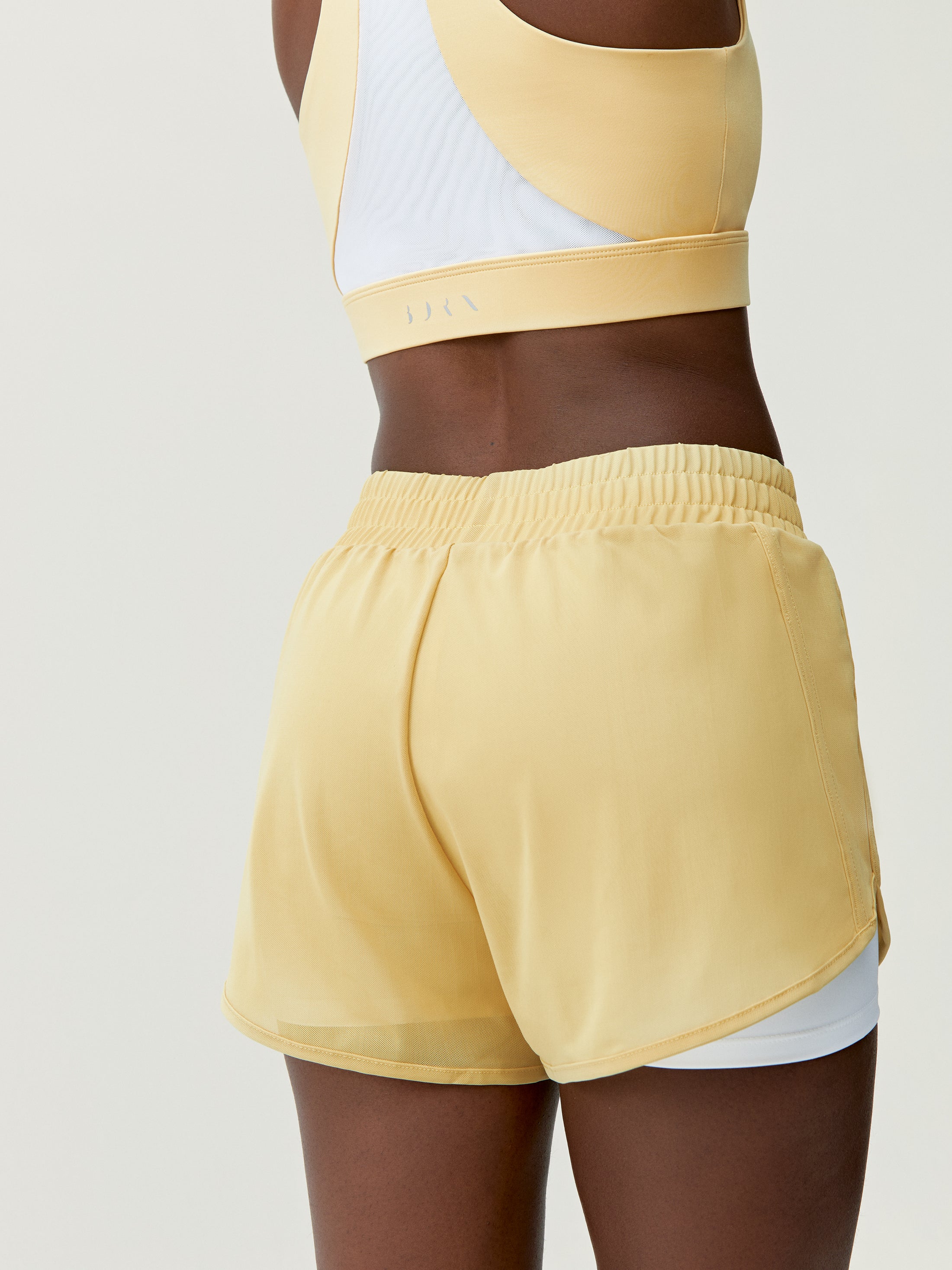 Padma 2.0 Short in Yellow Soft/White