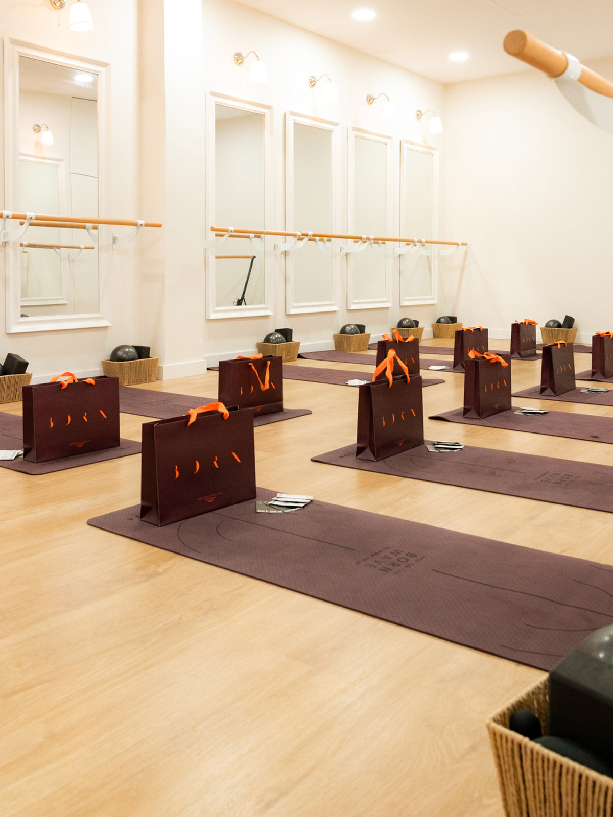 CLASE SOLIDARIA X HELLO BARRE | 19.10 - 09:30h JEREZ