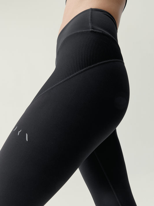Reka Leggings in Black