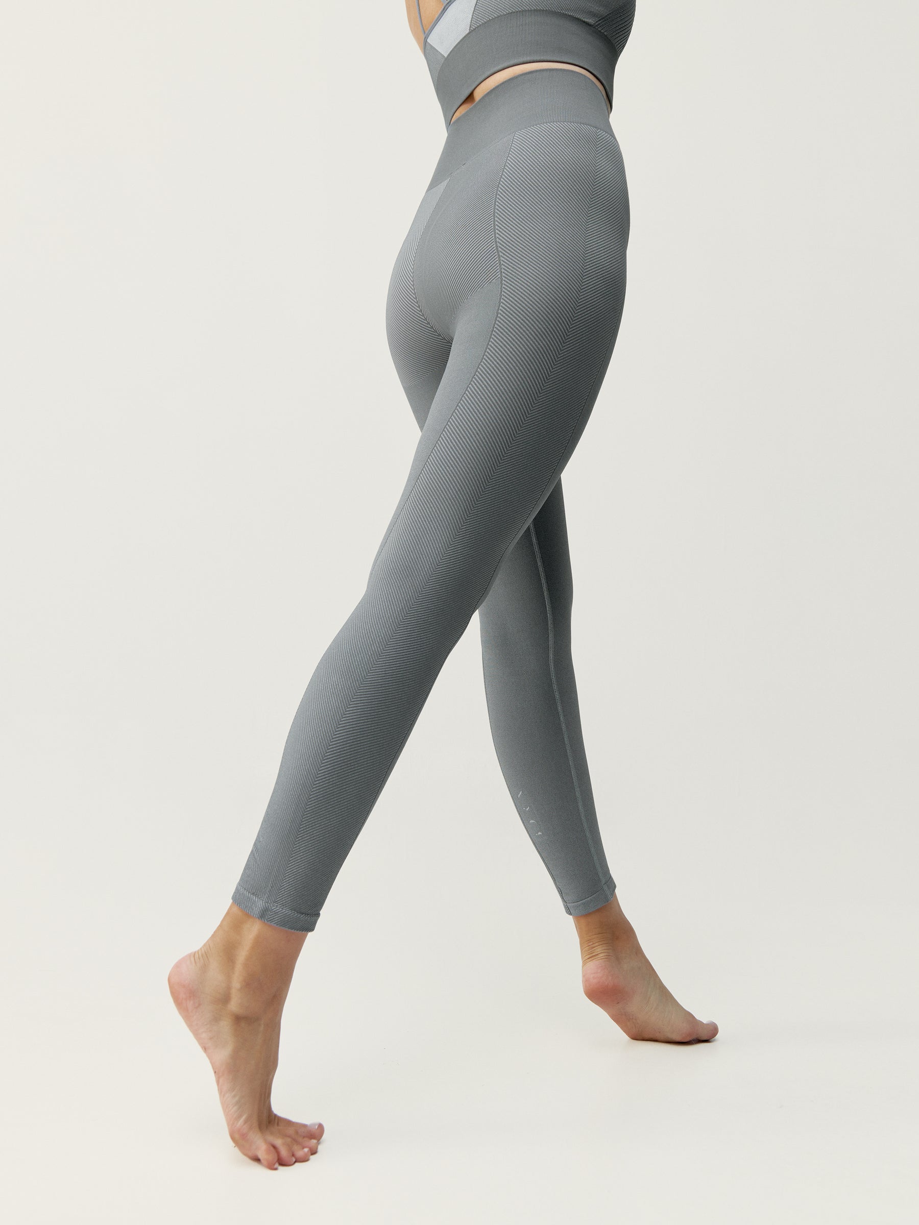 Sakura Legging in Grey