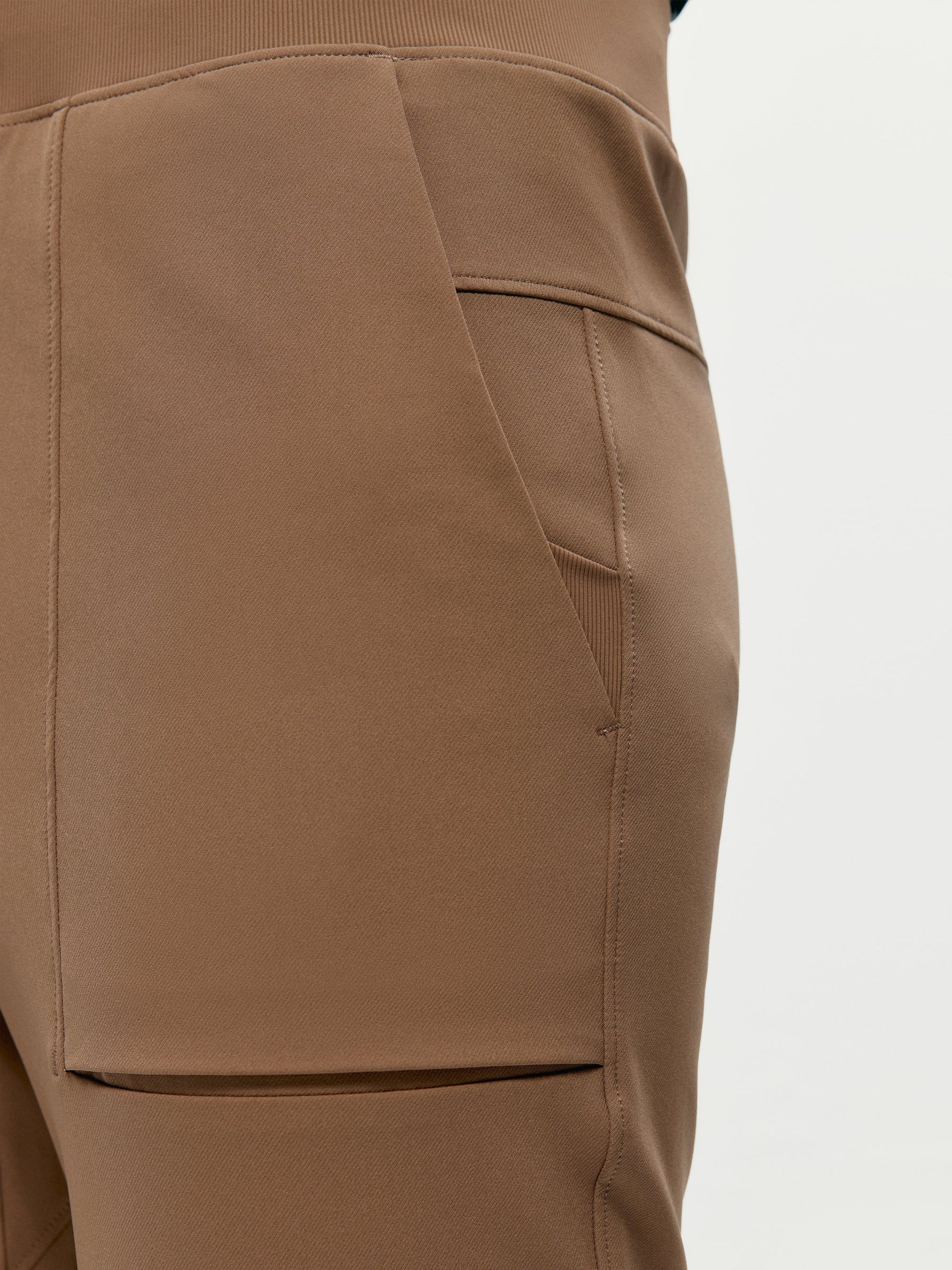 Tiber Chestnut Jogger