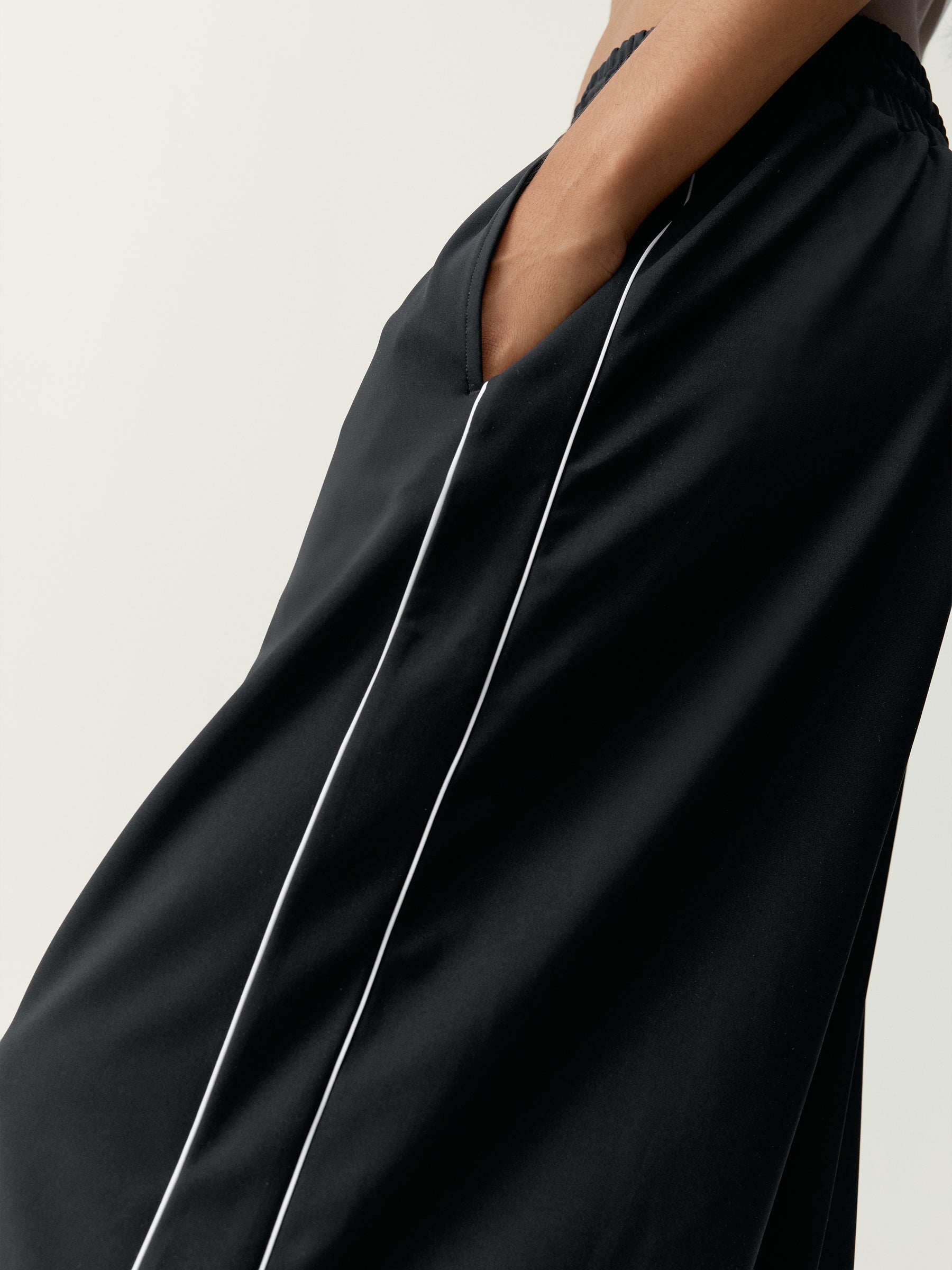 Urban Pants in Black