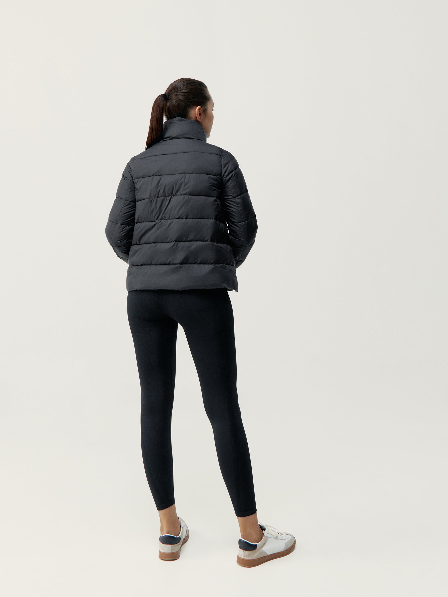 Vegan Hack Jacket in Black