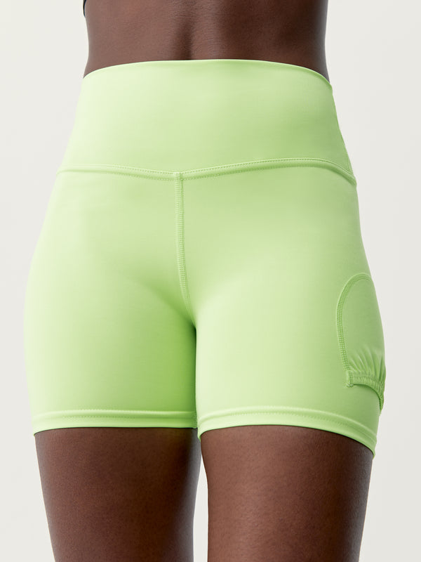 Volea Short in Lime Bright