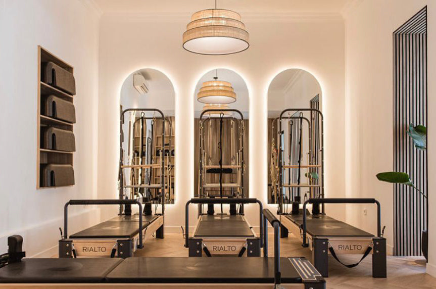 VICTORIA STUDIO ALMAGRO