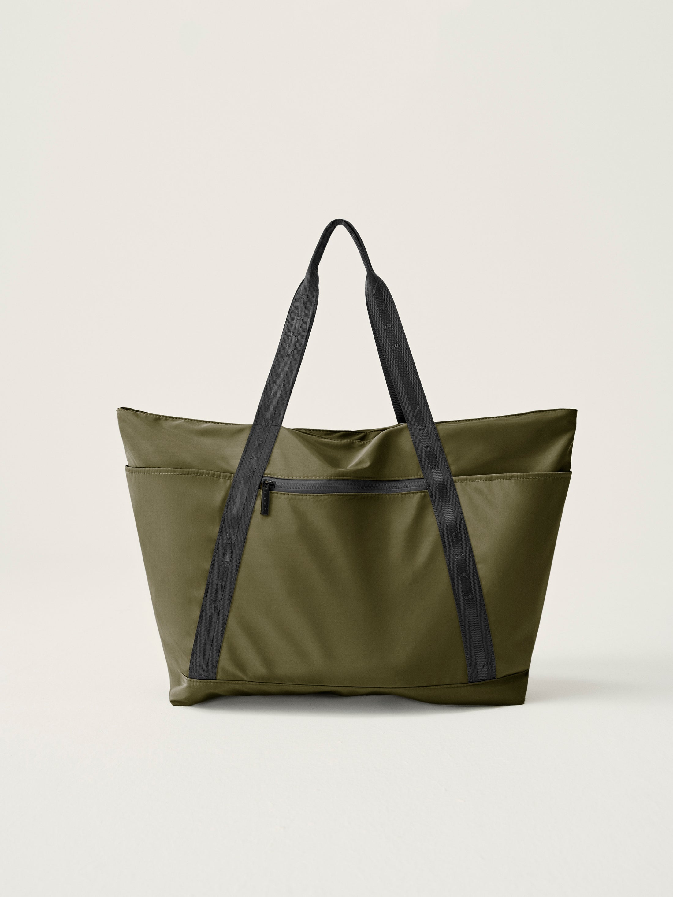 Away Bag in Dark Olive