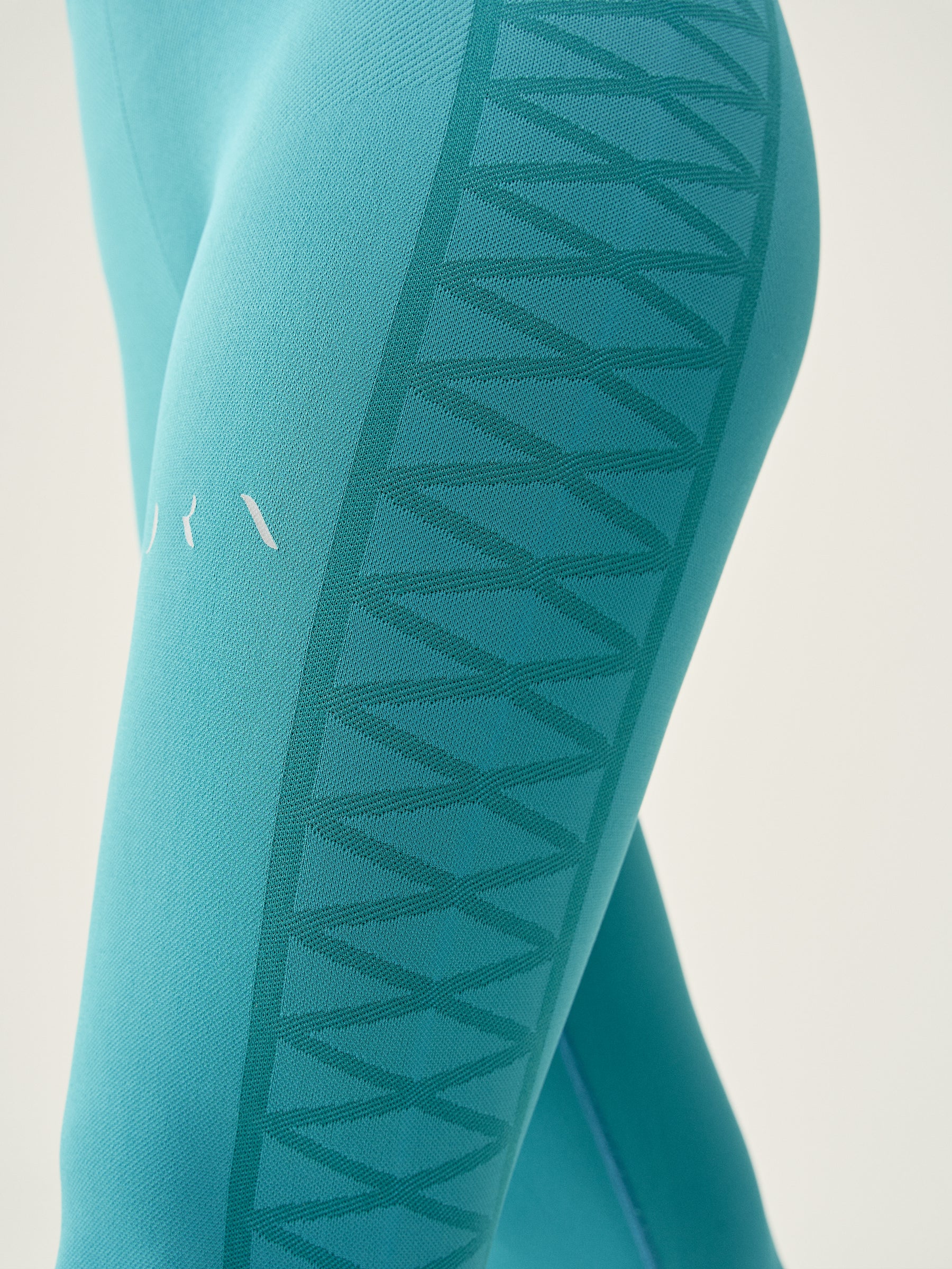 Halasana Leggings in Turquoise