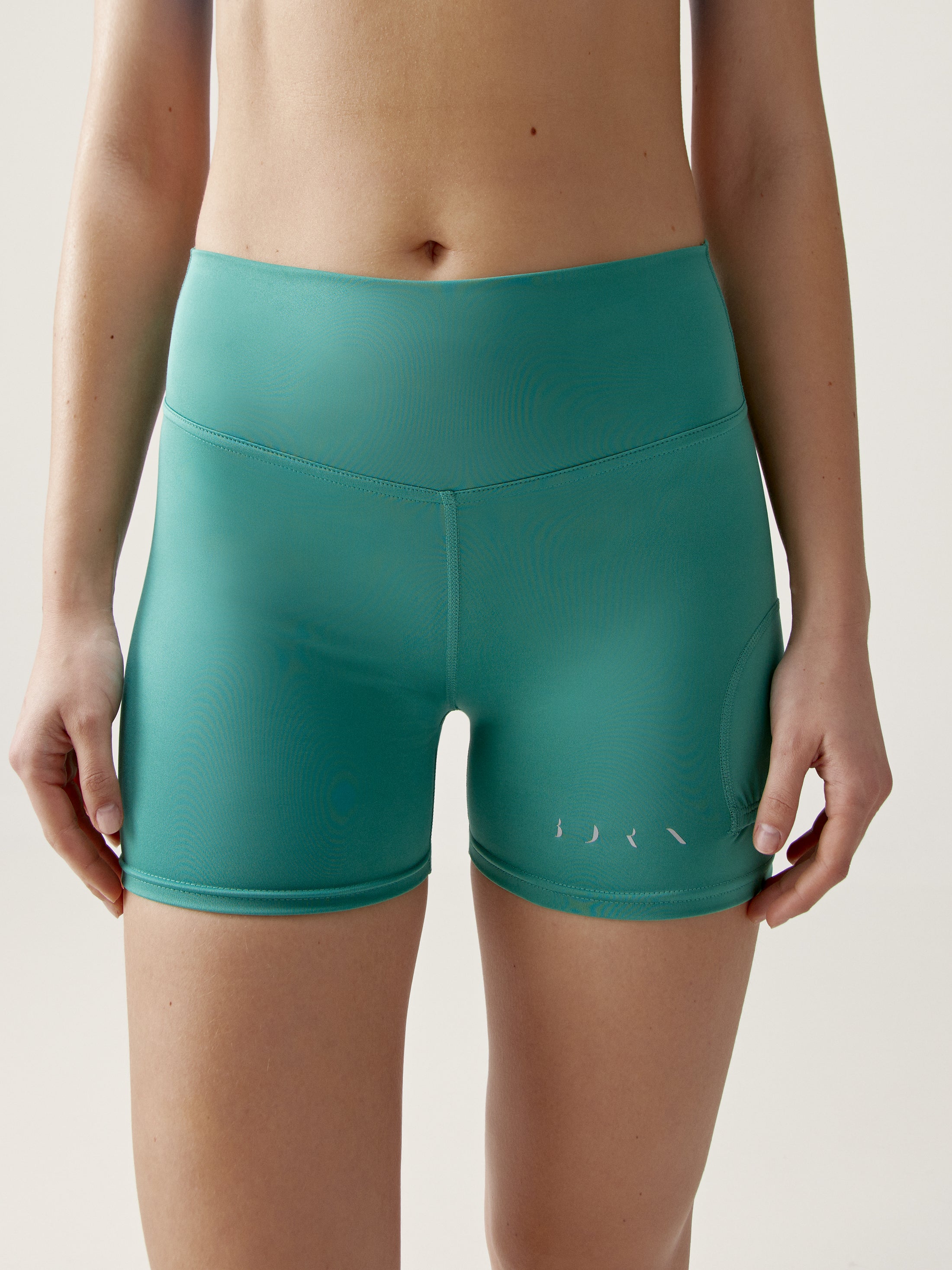 Laver Shorts in Green Foliage