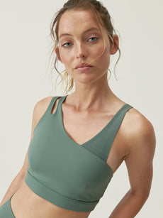 Aura Top in Alga